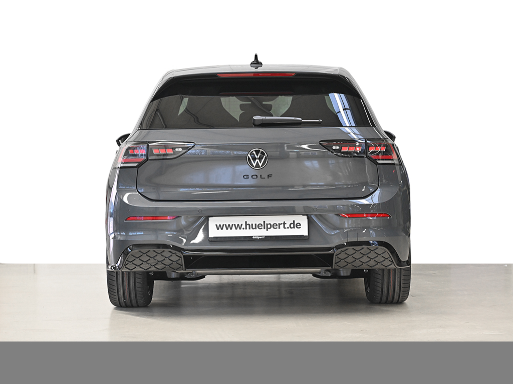 Volkswagen Golf 1.5 R-LINE DSG PANO BLACKSTYLE MATRIXLED