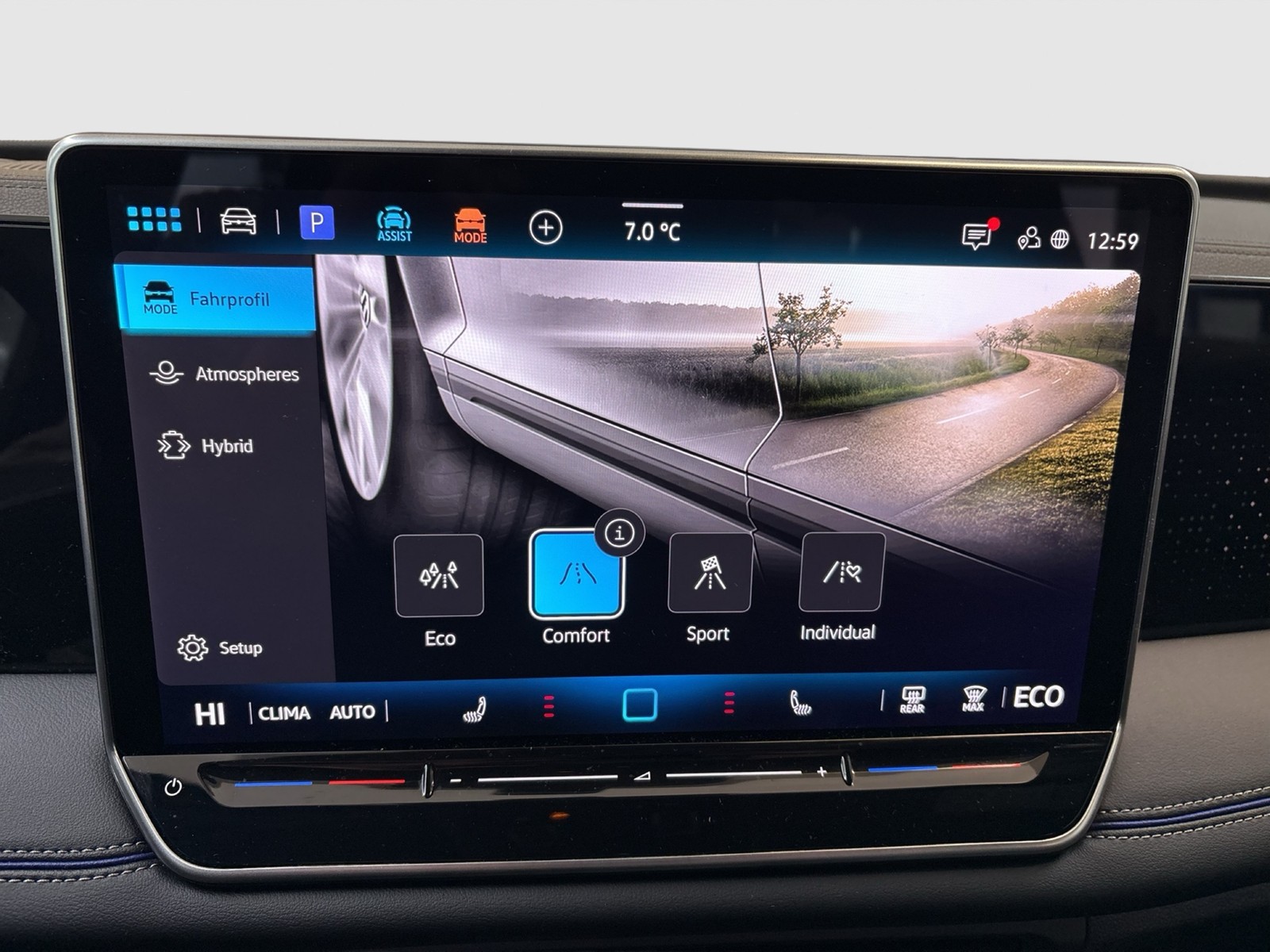 Volkswagen Tiguan 1.5 HYBRID R-LINE AHK CAM ACC LM19