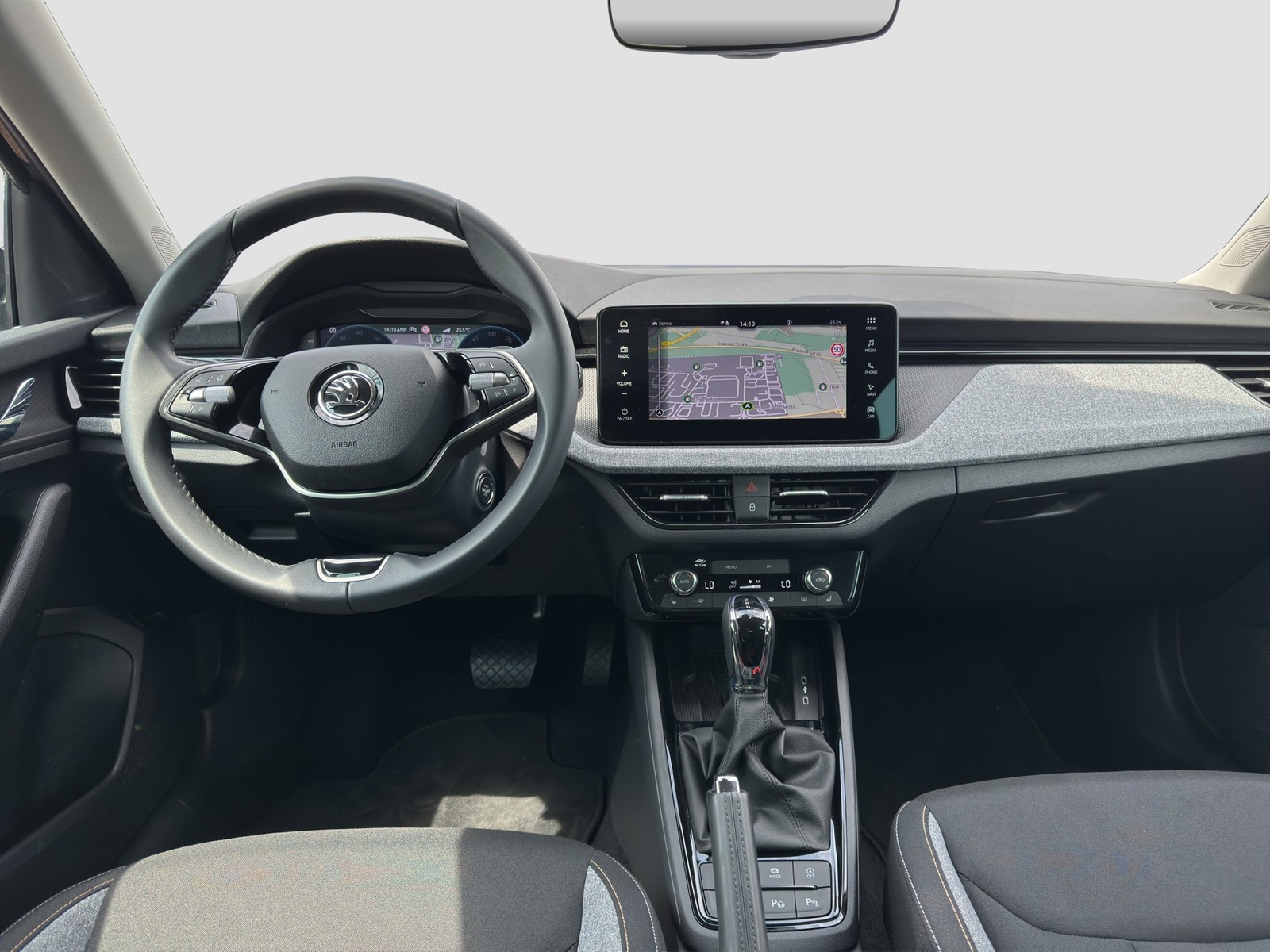 Skoda Scala 1.0 DRIVE CAM E-KLAPPE NAVI LM17 SITZHEIZ.