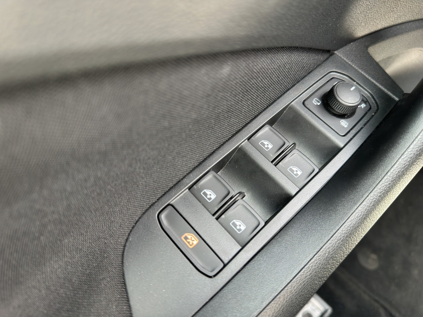 Skoda Scala 1.0 DRIVE CAM E-KLAPPE NAVI LM17 SITZHEIZ.