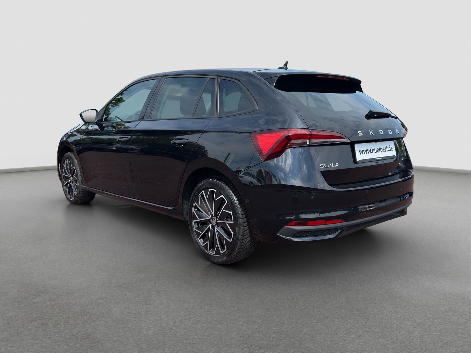 Skoda Scala 1.0 DRIVE CAM E-KLAPPE NAVI LM17 SITZHEIZ.