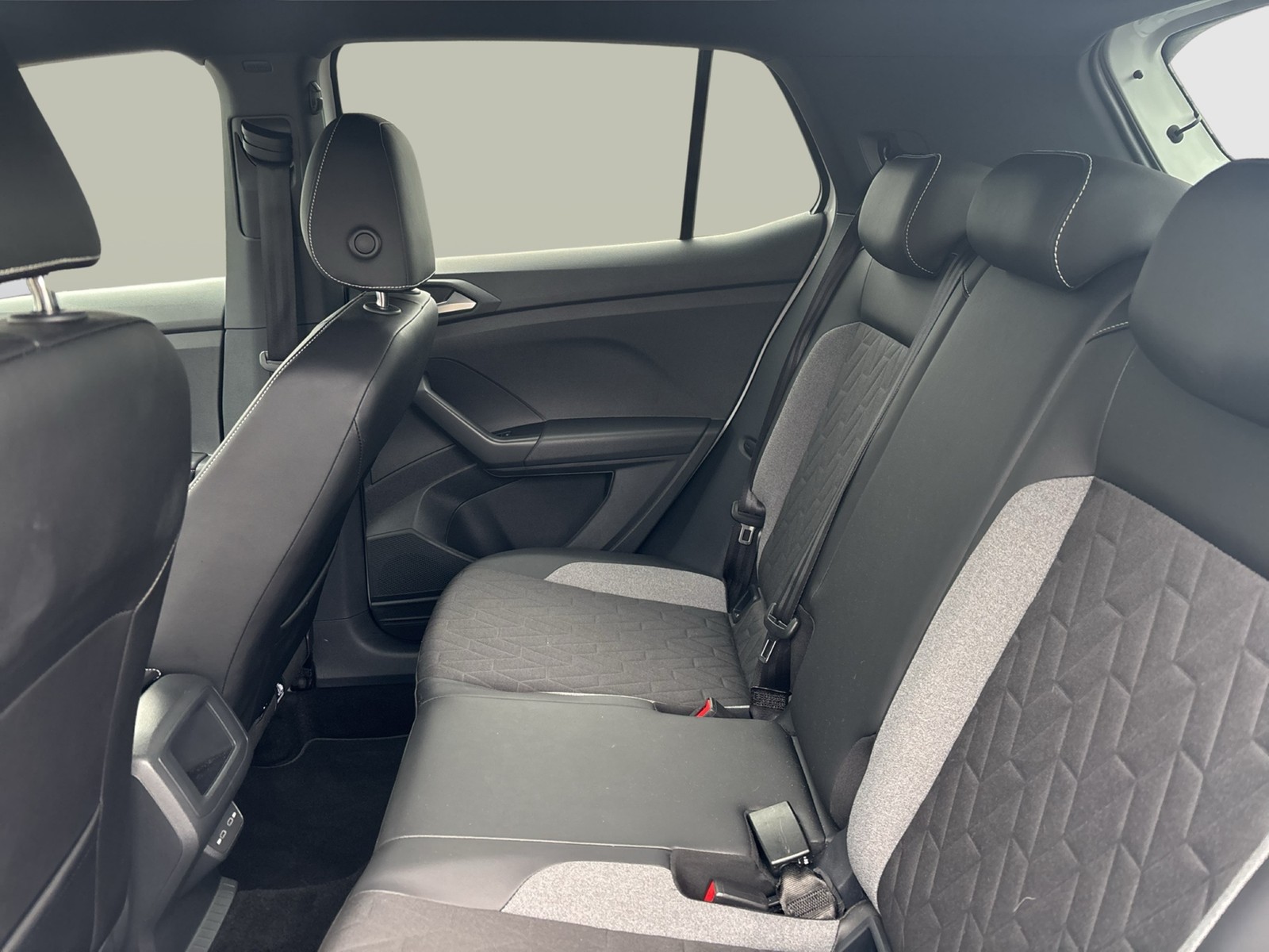 Volkswagen T-Cross 1.0 GOAL AHK ACC NAVI LM17 CARPLAY LED