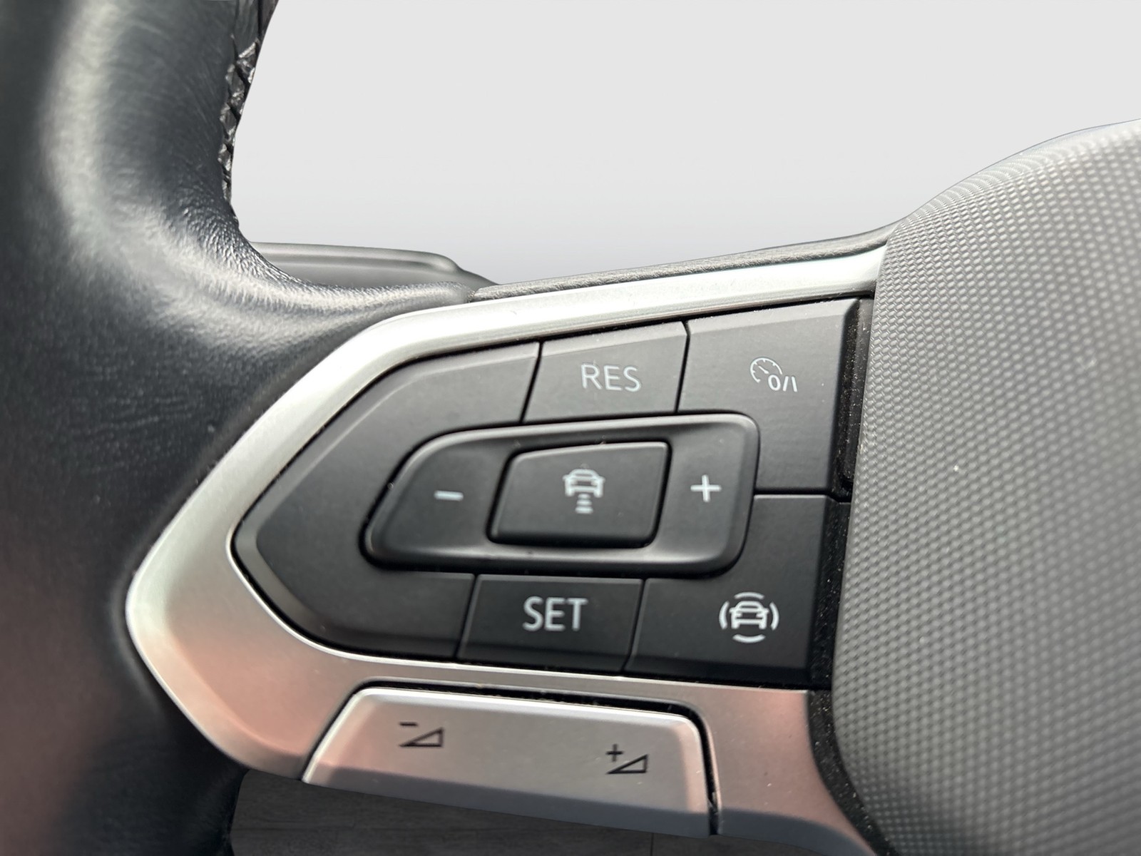 Volkswagen T6 Multivan 2.0 T6.1 FAMILY KAMERA CARPLAY DAB+