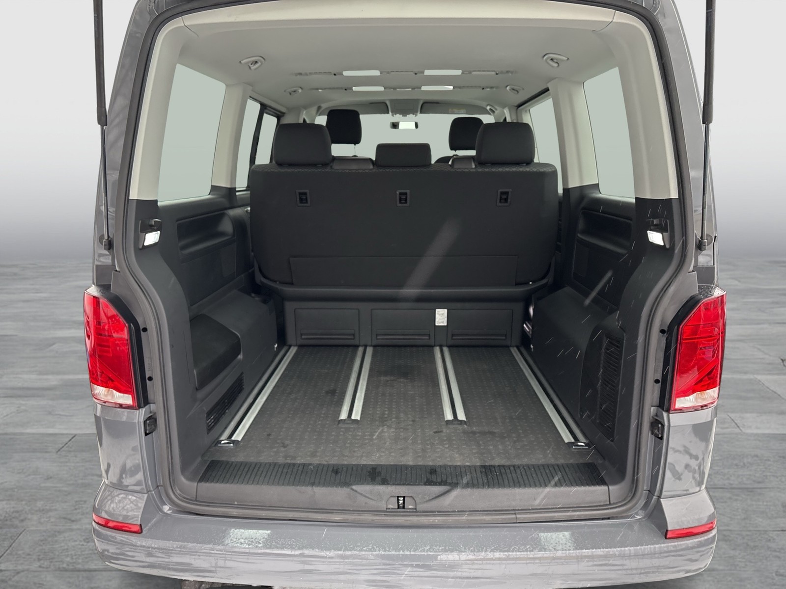 Volkswagen T6 Multivan 2.0 T6.1 FAMILY KAMERA CARPLAY DAB+