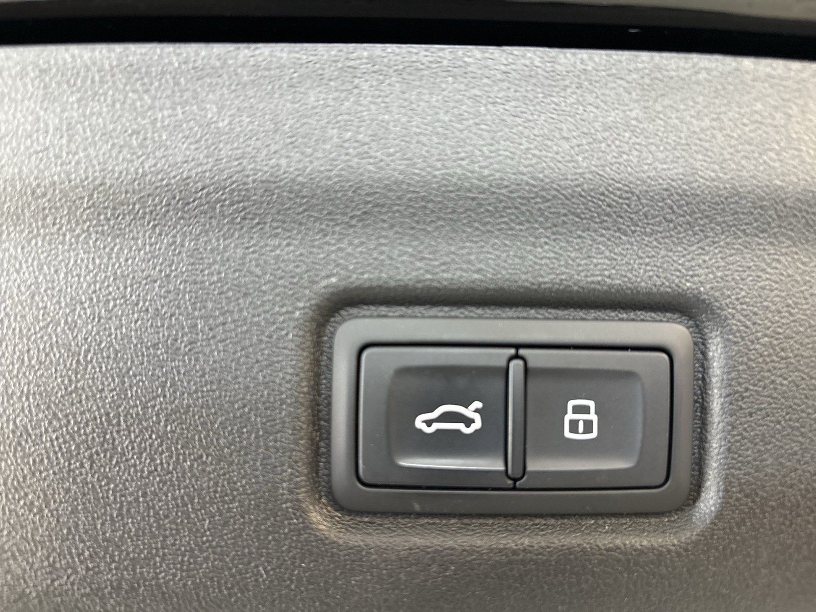 Audi Q6 e-tron performance advanced TECH+ ACC 20"