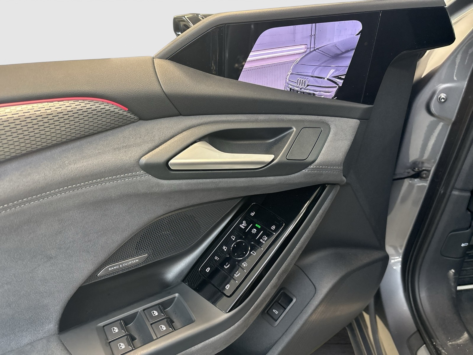 Audi A6 e-tron Avant performance S LINE PANO B&O 21"