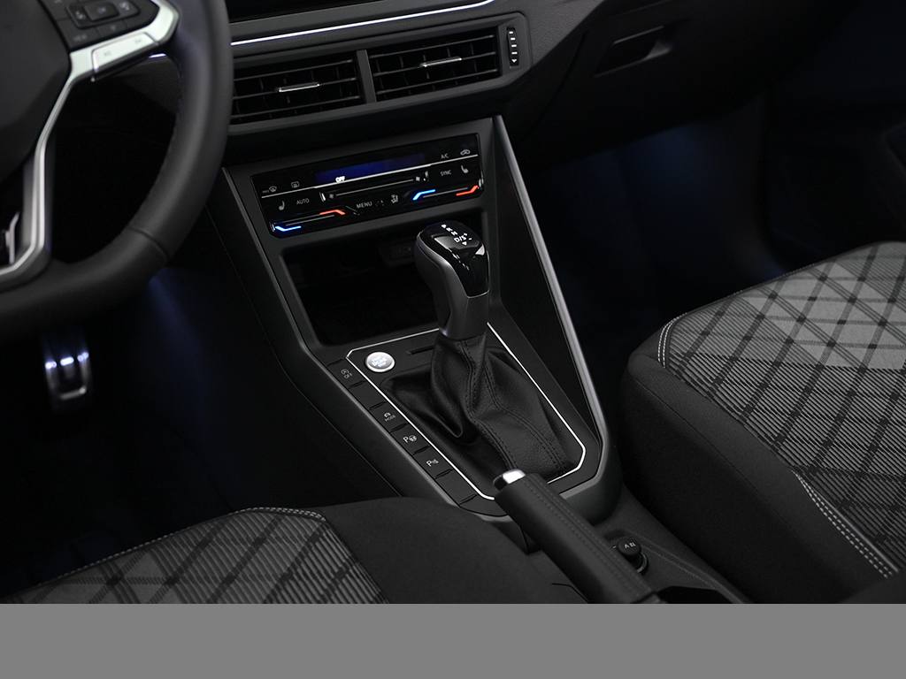 Volkswagen Taigo 1.0 R-LINE DSG