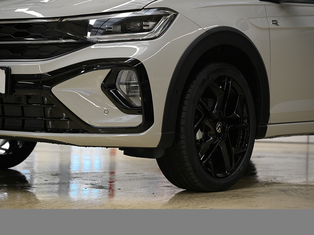 Volkswagen Taigo 1.0 R-LINE DSG