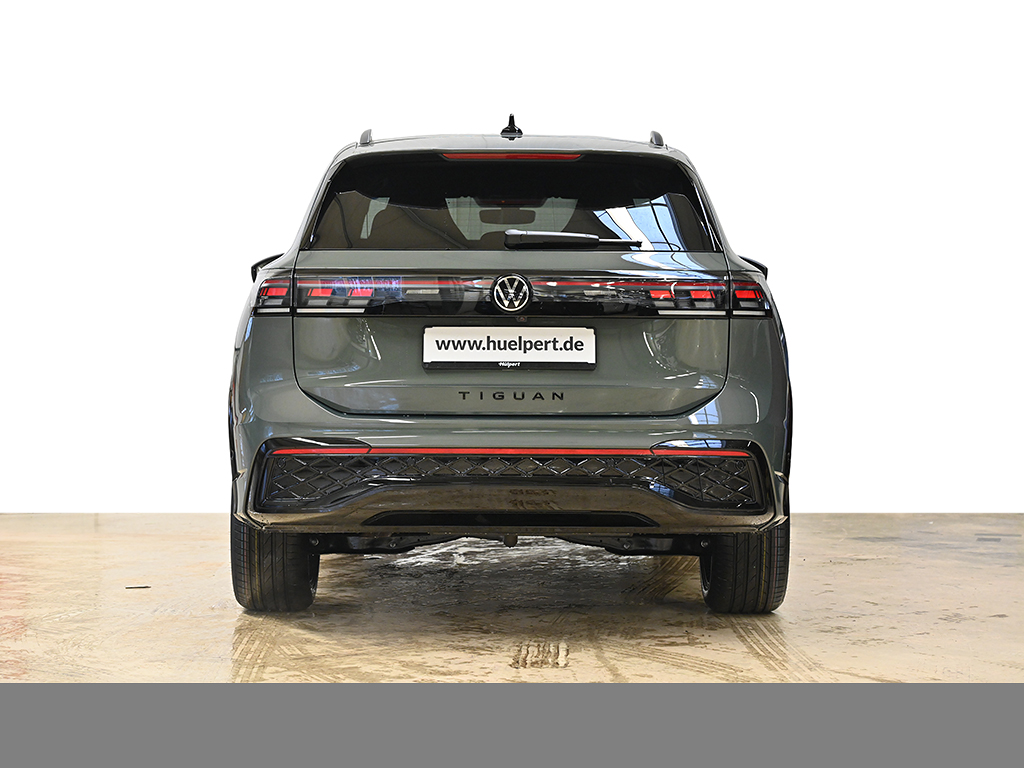 Volkswagen Tiguan 1.5 R-LINE DSG MATRIXLED BLACKSTYLE AHK