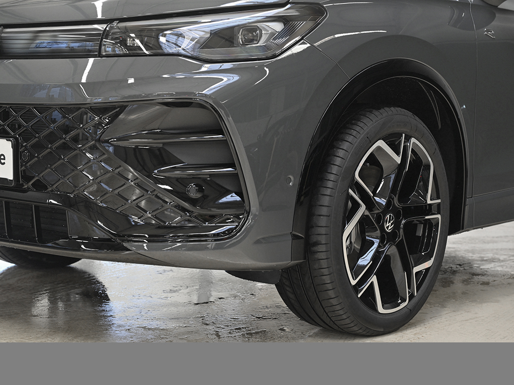 Volkswagen Tiguan 2.0 R-LINE DSG 4X4