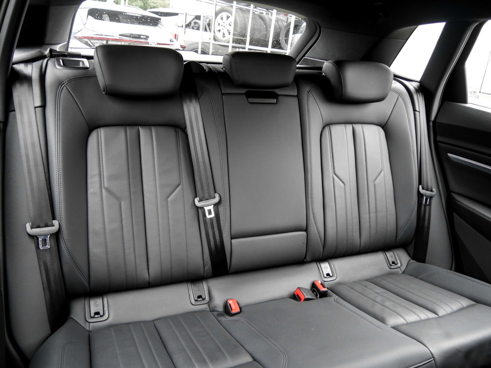 Audi e-tron 55 quattro S LINE PANO AHK 360°CAM LM20