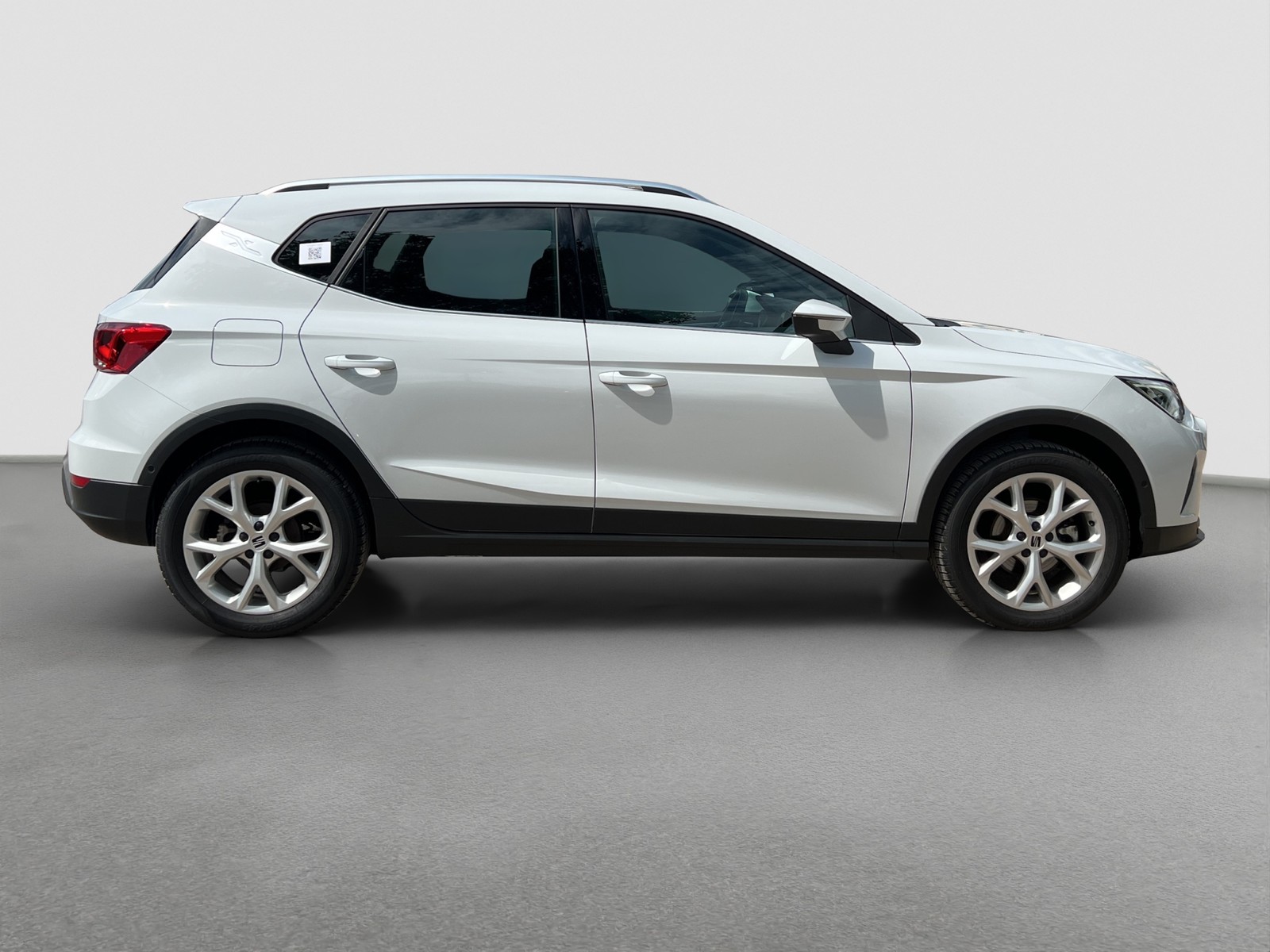 Seat Arona 1.0 FR CAM ACC NAVI LM17 CARPLAY SITZHEIZ.