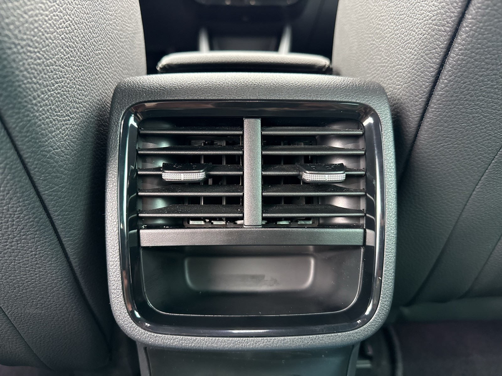 Skoda Octavia Combi 2.0TDI DSG Sportline ACC HuD NAV PDC RFK SHZ