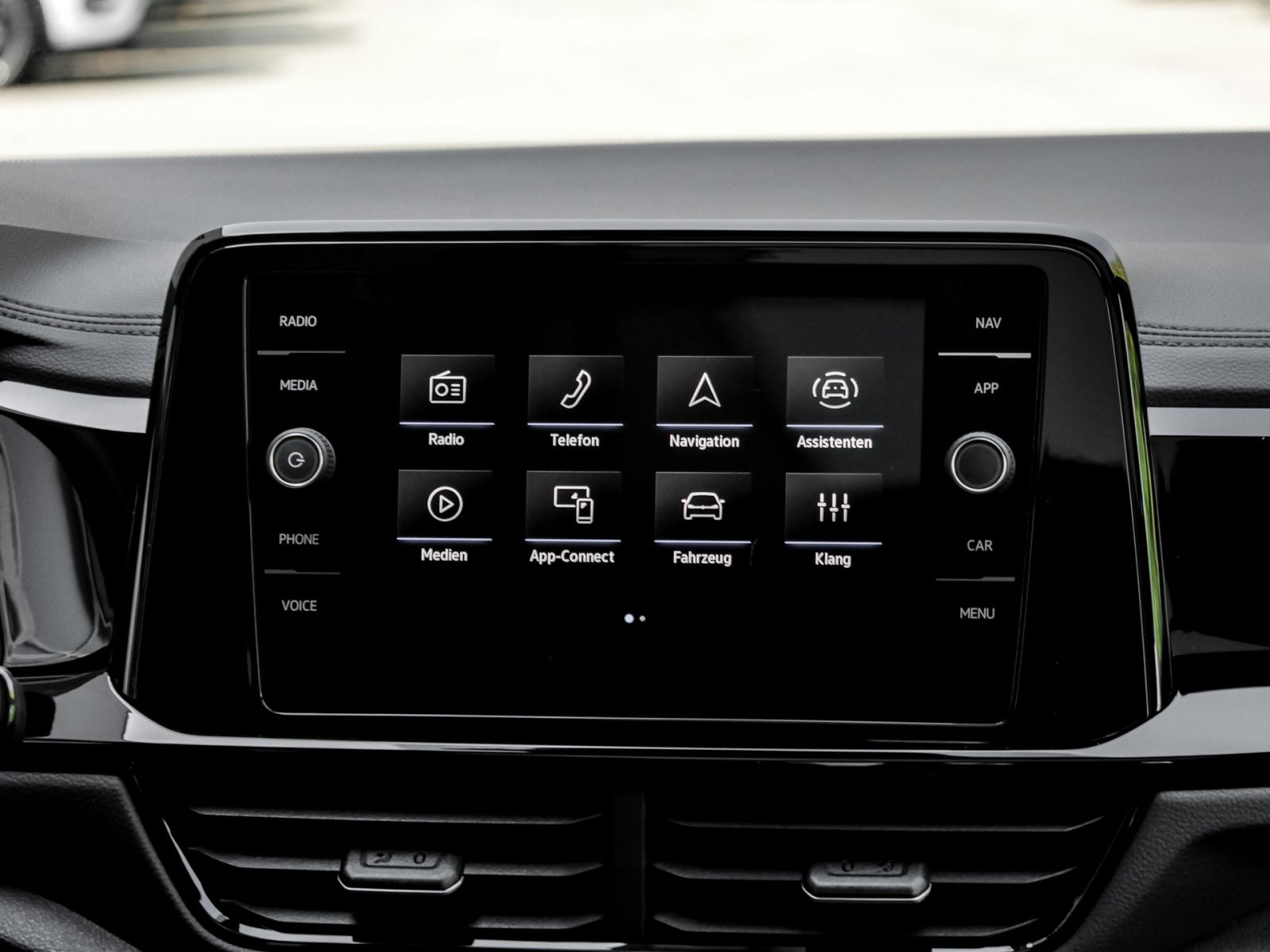 Volkswagen T-Roc 1.5 R-LINE DSG BLACKSTYLE eKLAPPE PANO CAM