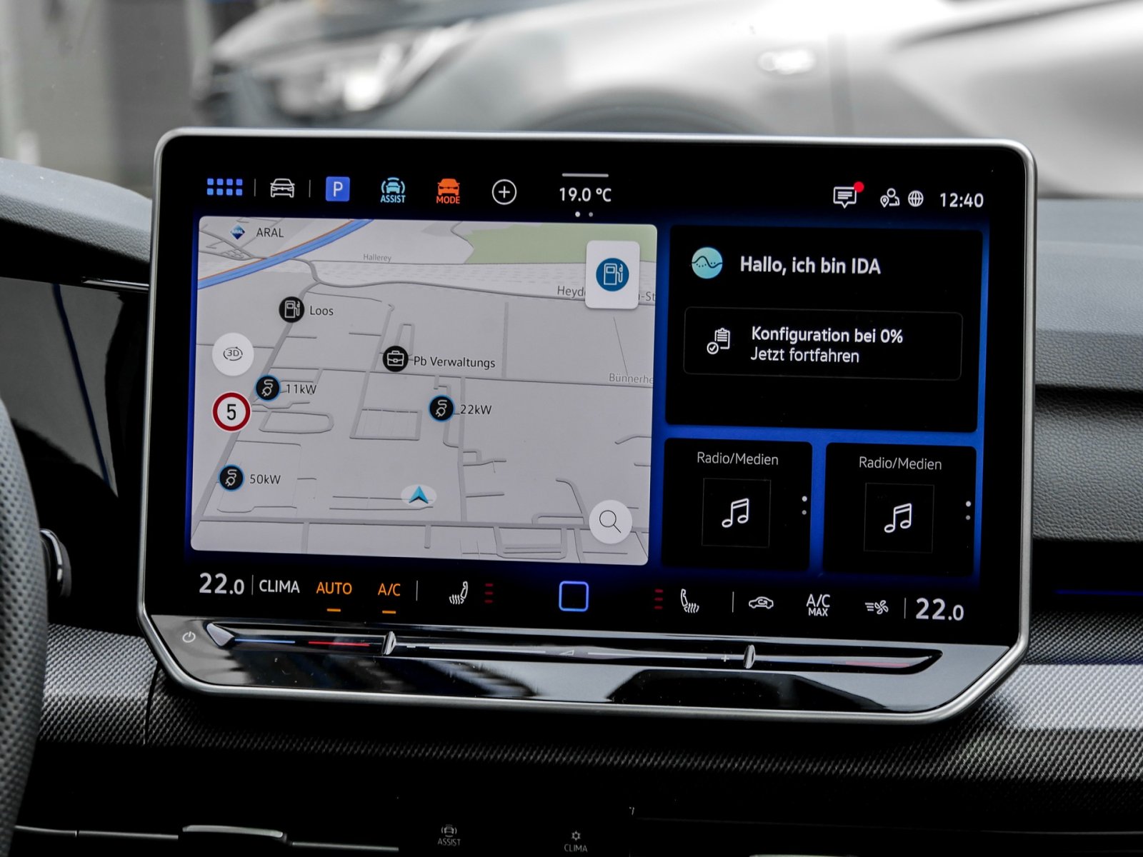 Volkswagen Golf 1.5 R-LINE DSG BLACKSTYLE PANO AHK MATRIX-LED