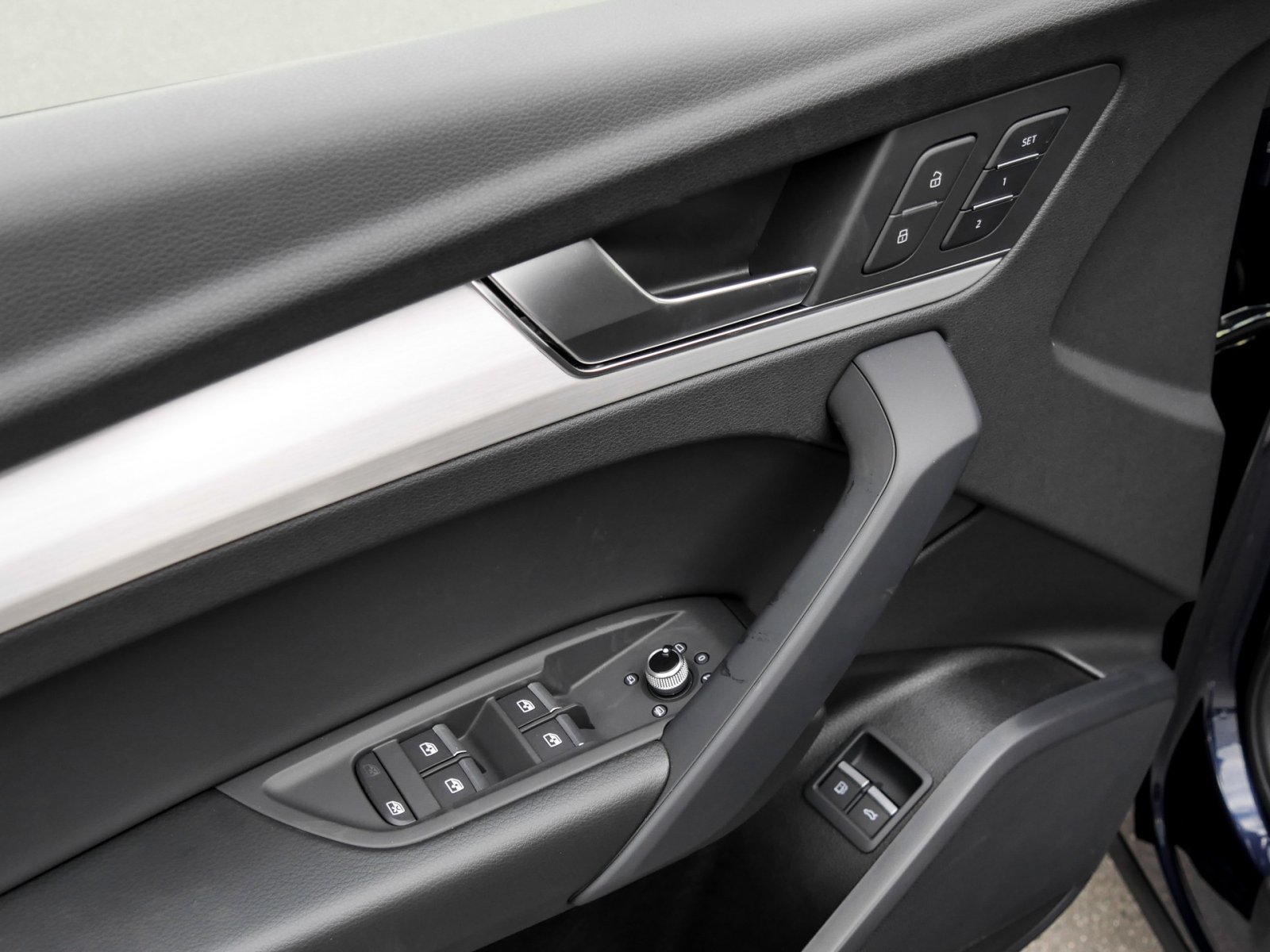 Audi Q5 55 quattro HYBRID S LINE CAM LM19 EKLAPPE NAVI+