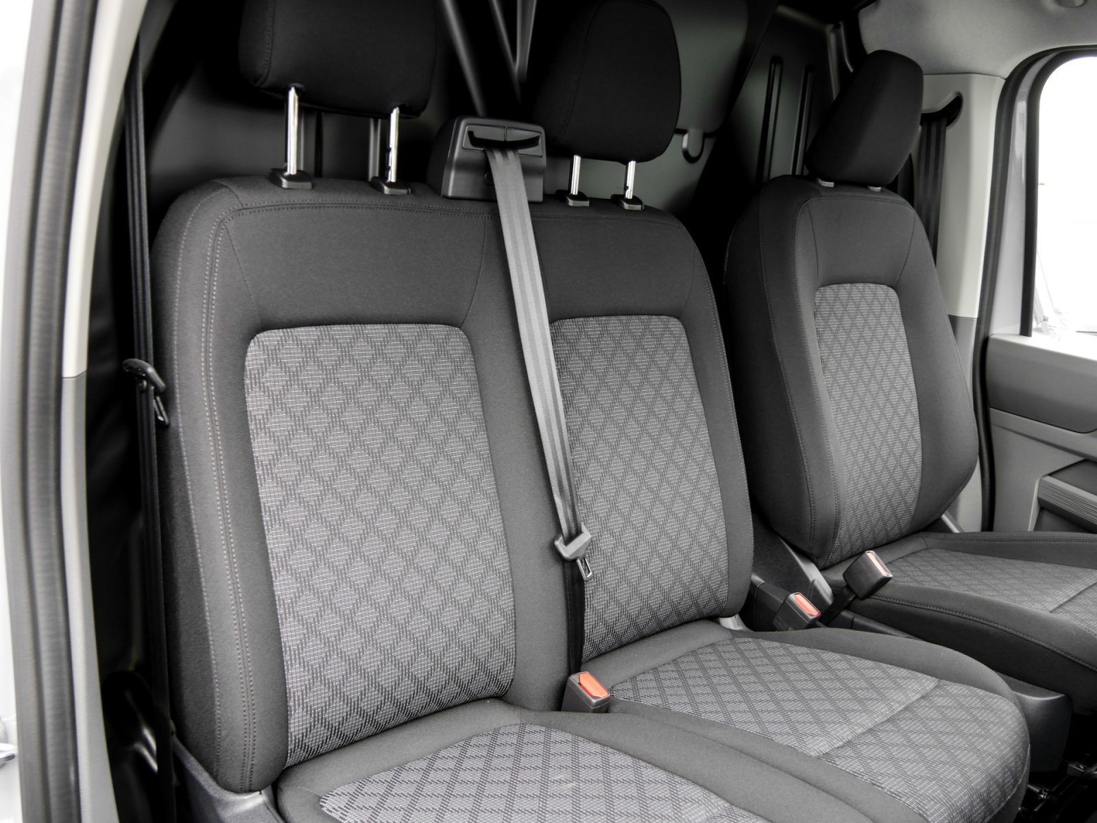 Volkswagen T7 Transporter e-Transporter Kasten AnhängerPaket Holzboden