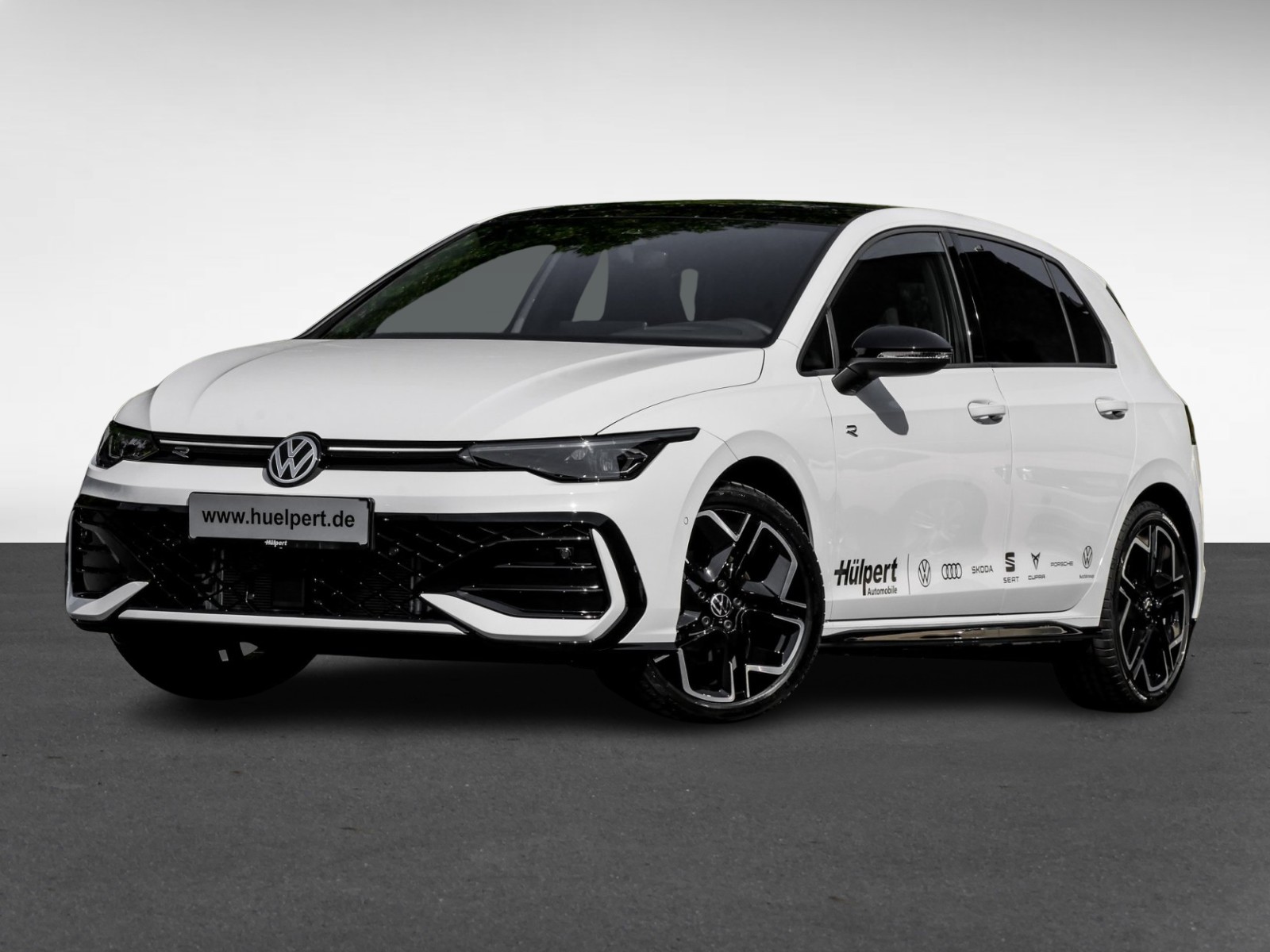 Volkswagen Golf 1.5 R-LINE DSG BLACKSTYLE PANO MATRIXLED