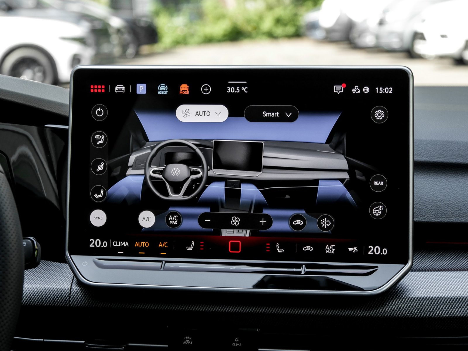 Volkswagen Golf 1.5 R-LINE DSG BLACKSTYLE PANO MATRIXLED