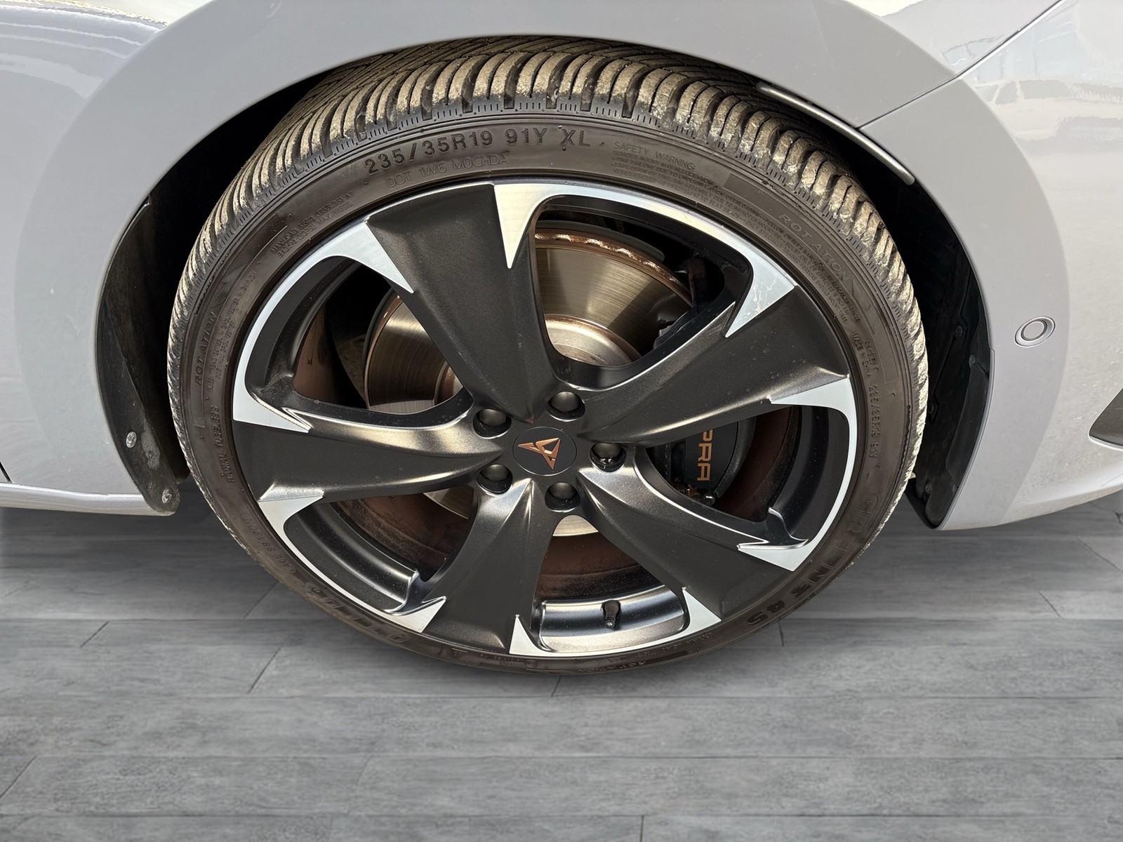 Cupra Leon ST 2.0 VZ 4X4 LEDER PANO AHK CAM ACC LM19