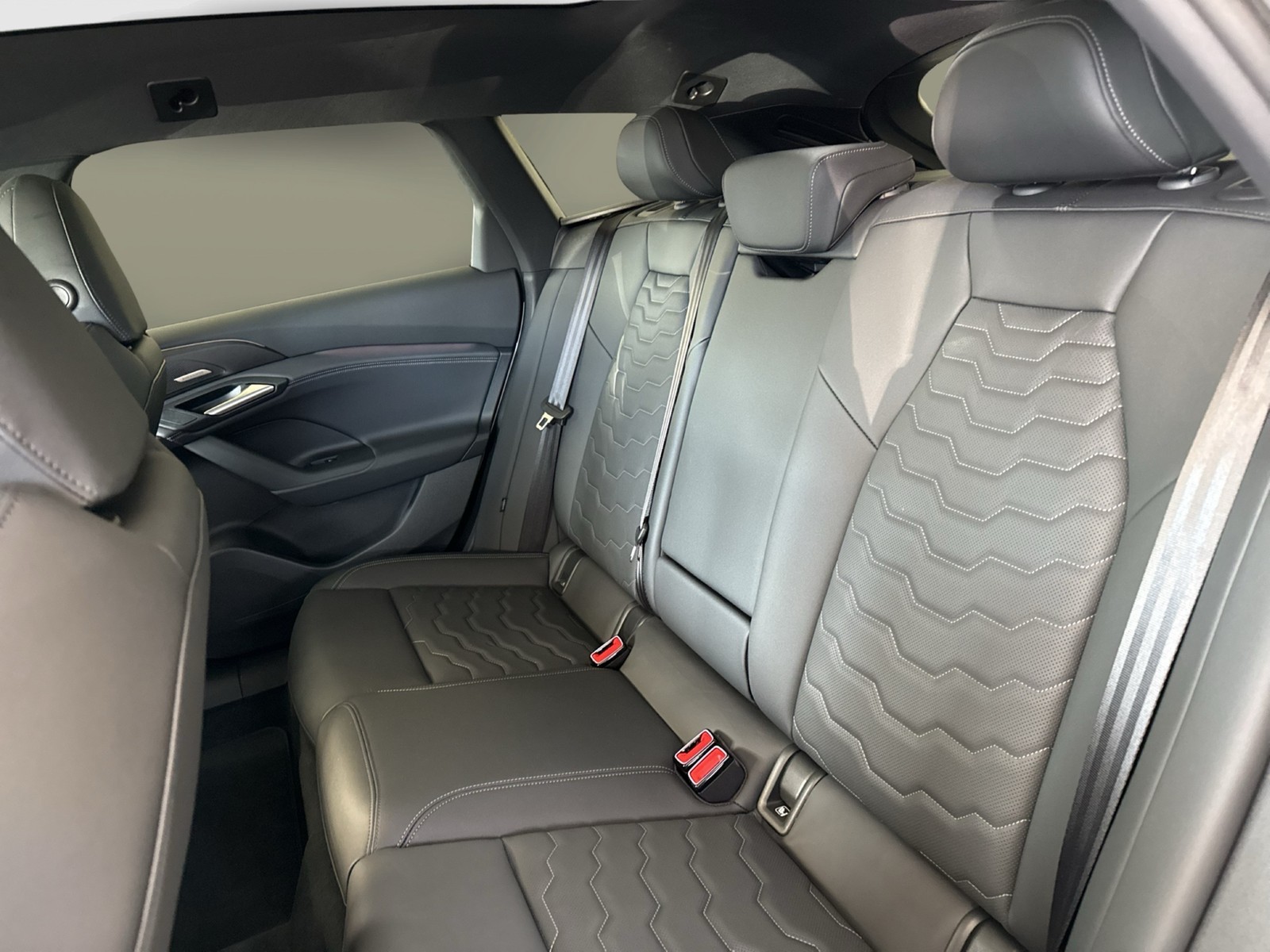 Audi A6 e-tron Avant quattro S LINE TECHPRO PANO 21"