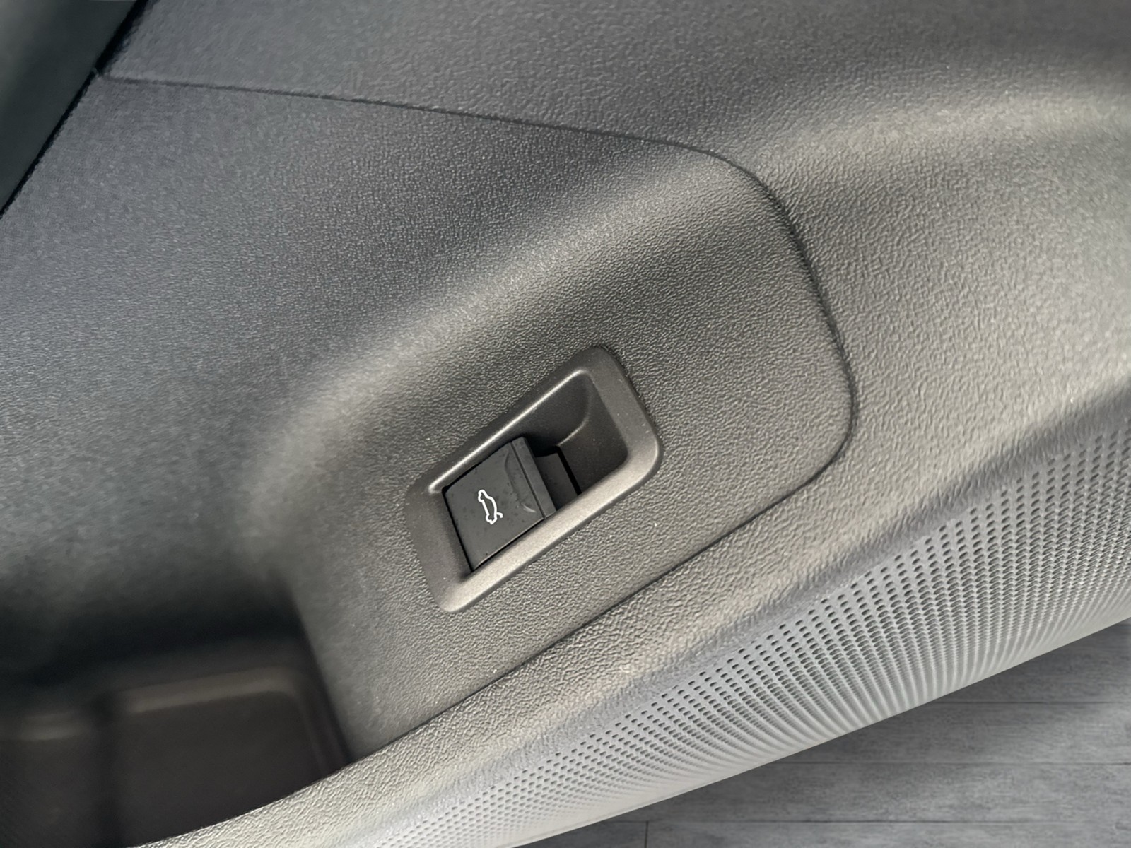 Audi A6 e-tron Avant quattro S LINE TECHPRO PANO 21"