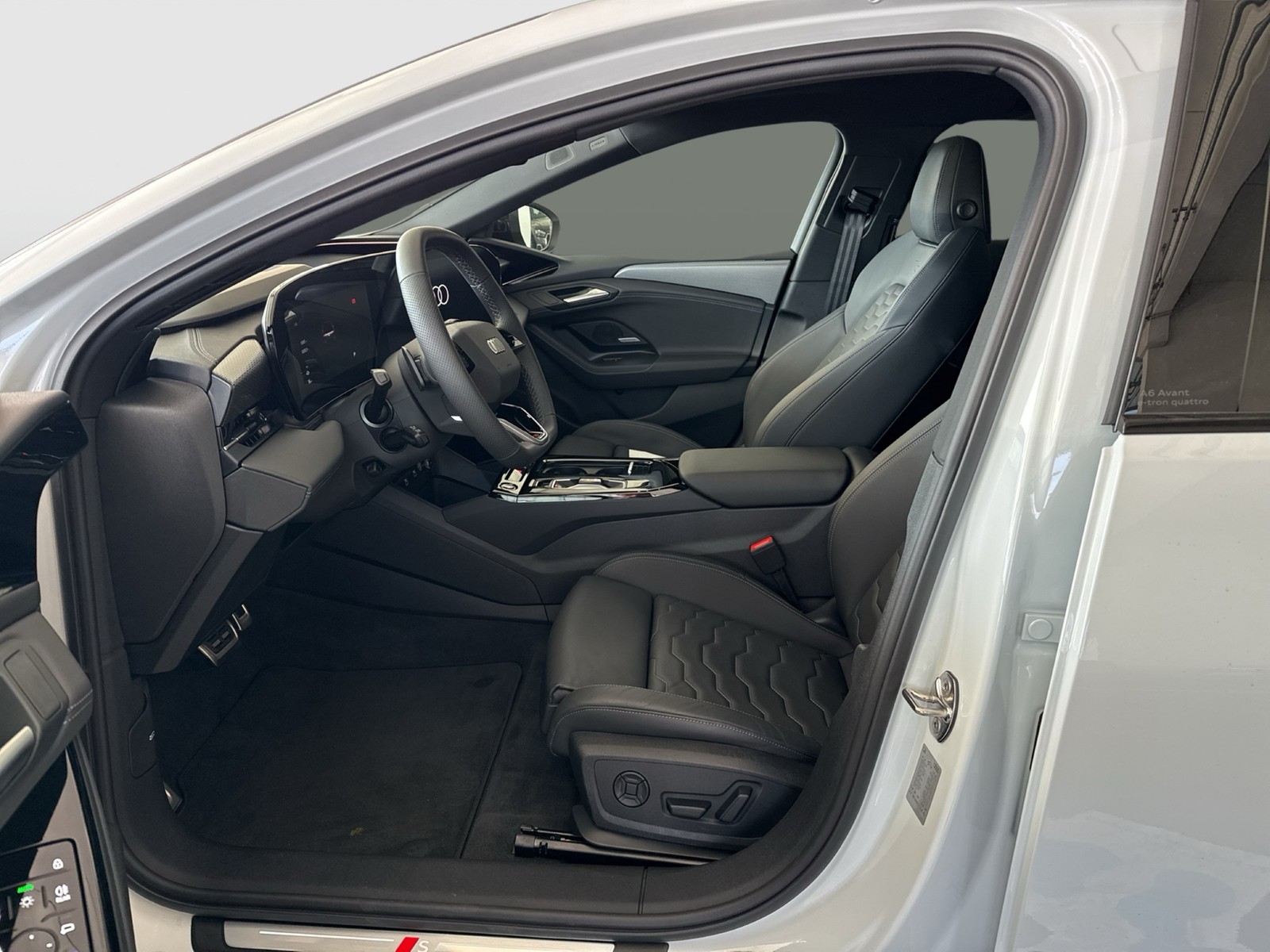 Audi A6 e-tron Avant quattro S LINE TECHPRO PANO 21"