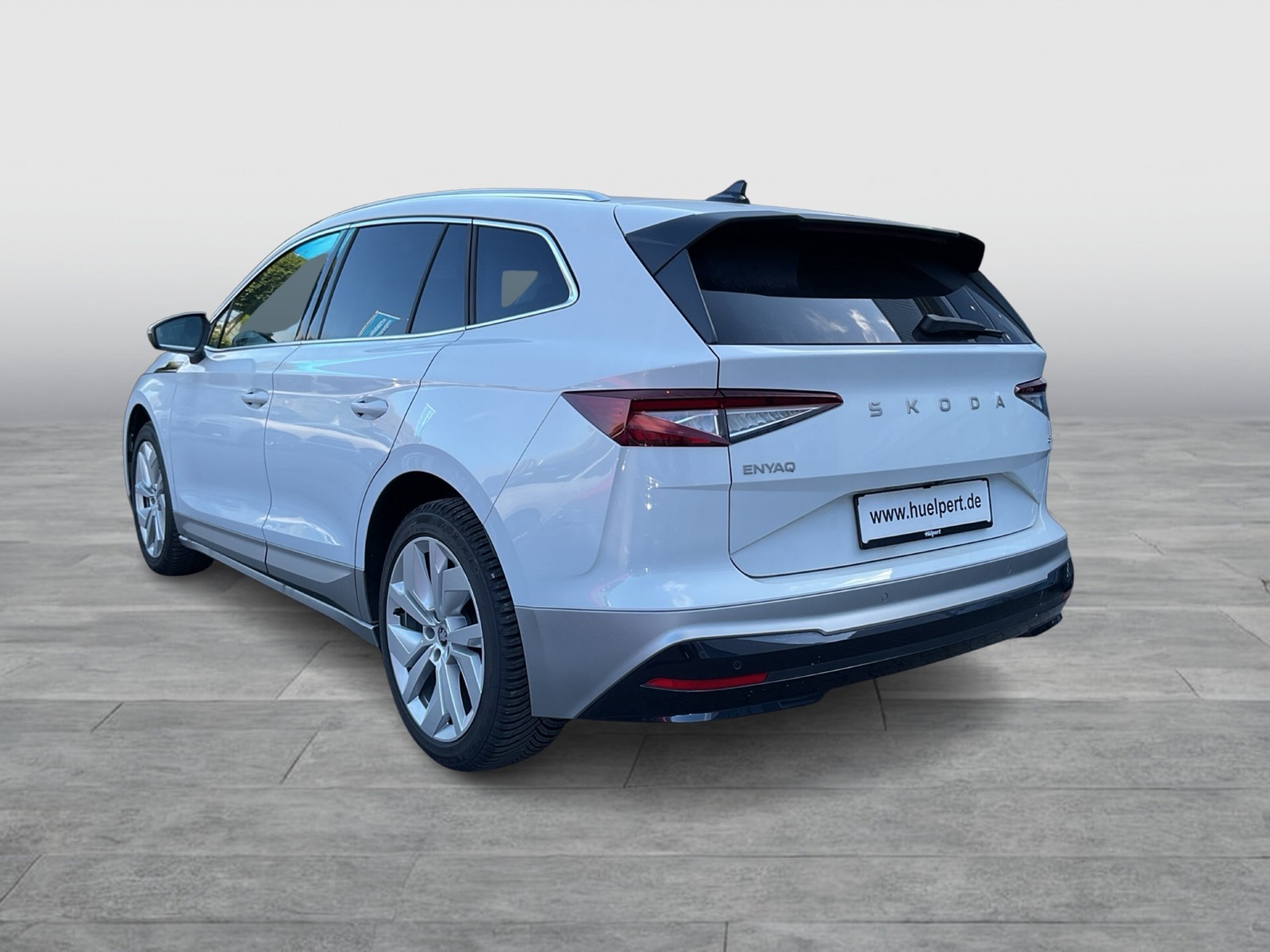 Skoda Enyaq 85 LOFT WÄRMEPUMPE CANTON AHK 360°CAM LM20