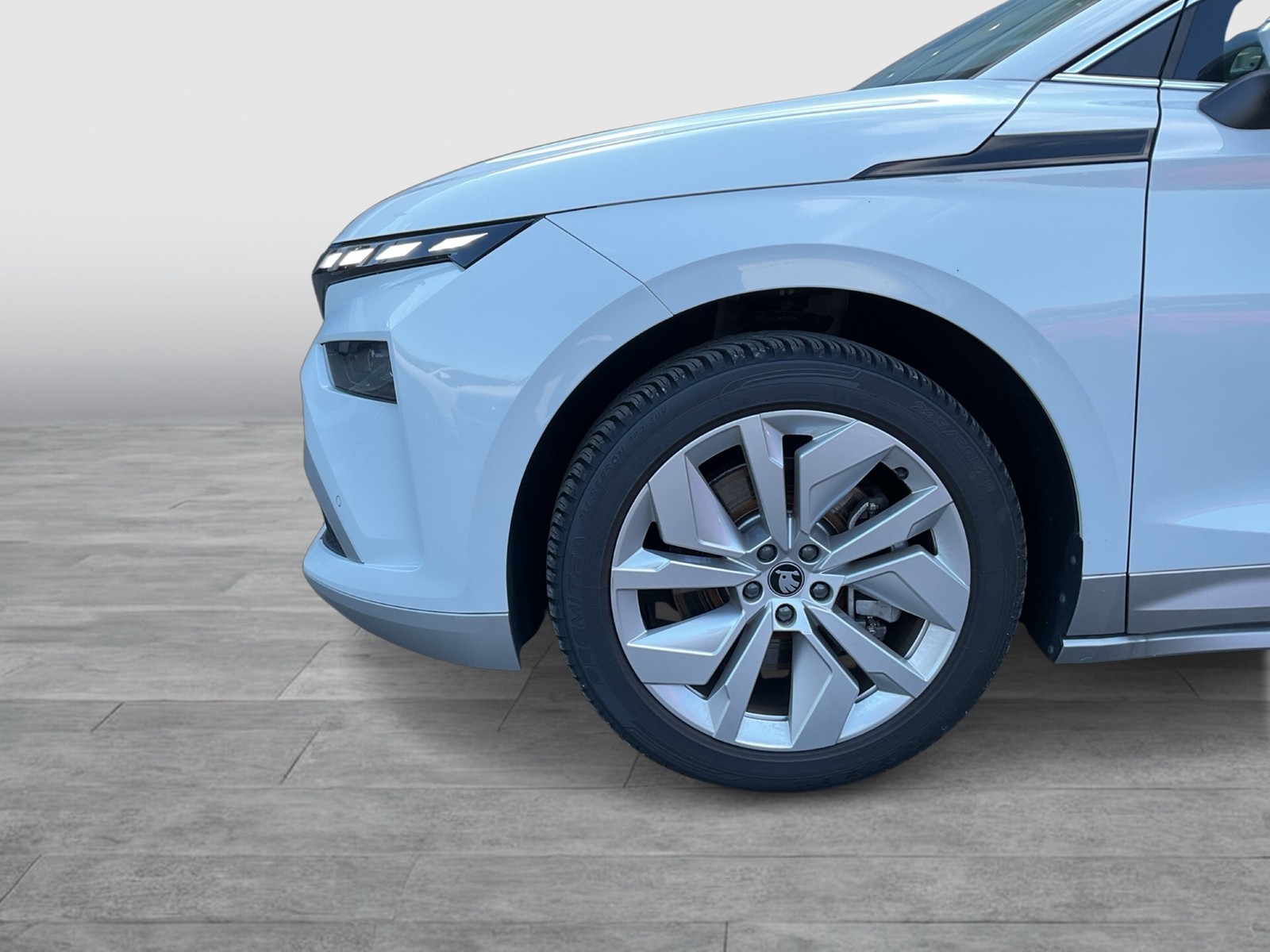 Skoda Enyaq 85 LOFT WÄRMEPUMPE CANTON AHK 360°CAM LM20