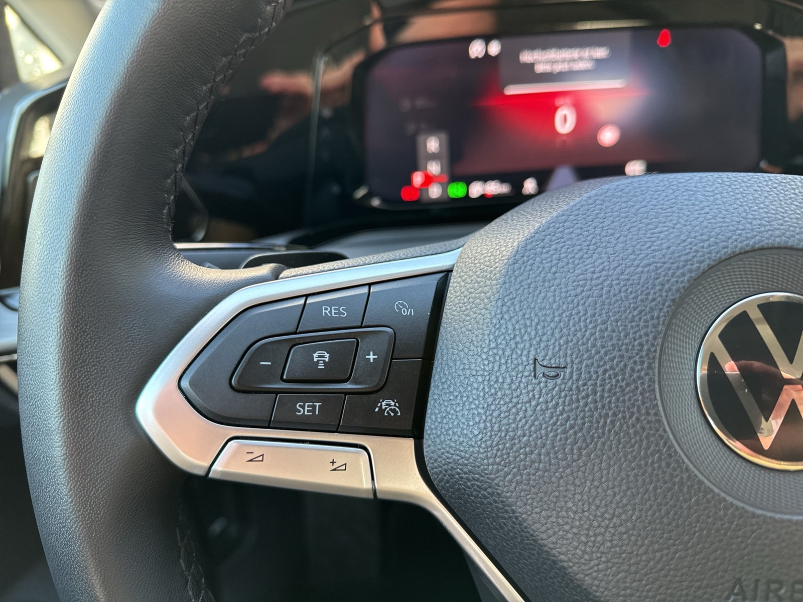 Volkswagen Golf VIII 1.4 HYBRID STYLE KAMERA ALU SITHZG