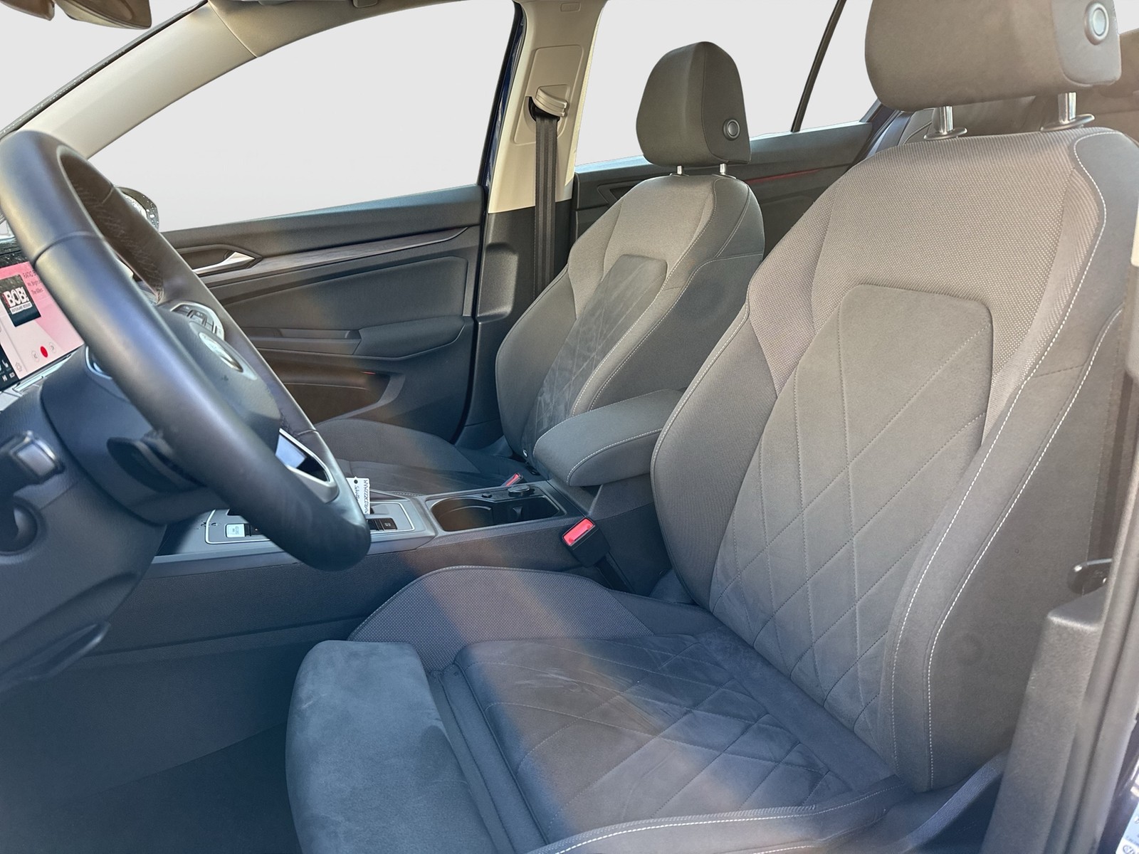 Volkswagen Golf VIII 1.4 HYBRID STYLE KAMERA ALU SITHZG