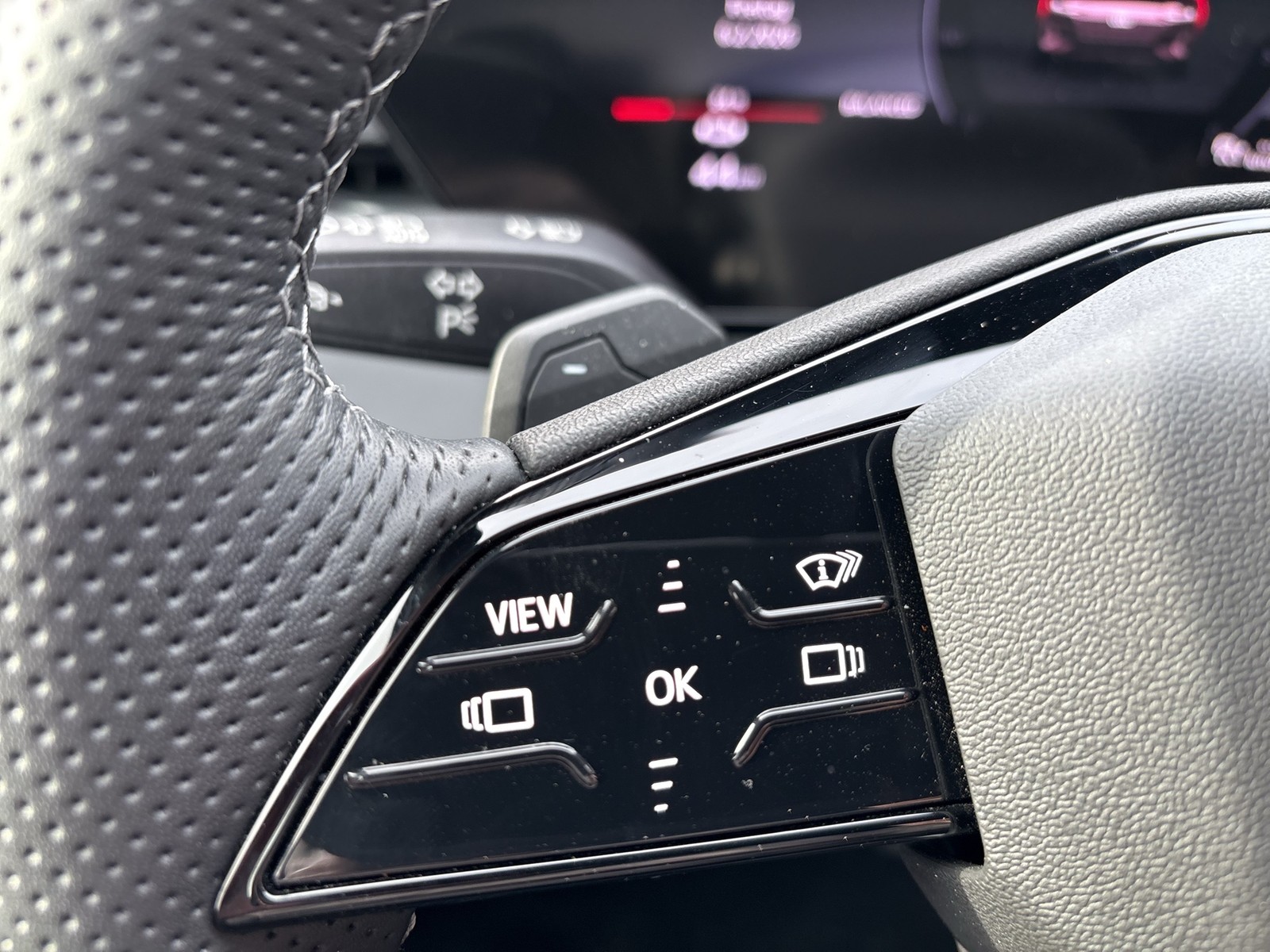 Audi A6 e-tron Avant S LINE BLACKPAK TECHPRO B&O ACC