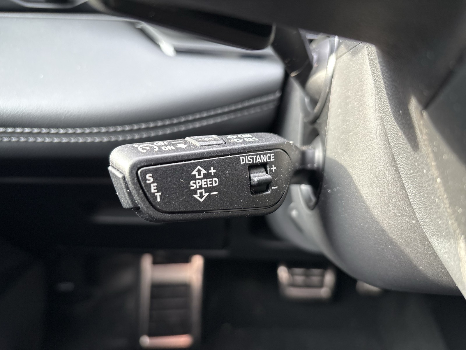 Audi A6 e-tron Avant S LINE BLACKPAK TECHPRO B&O ACC