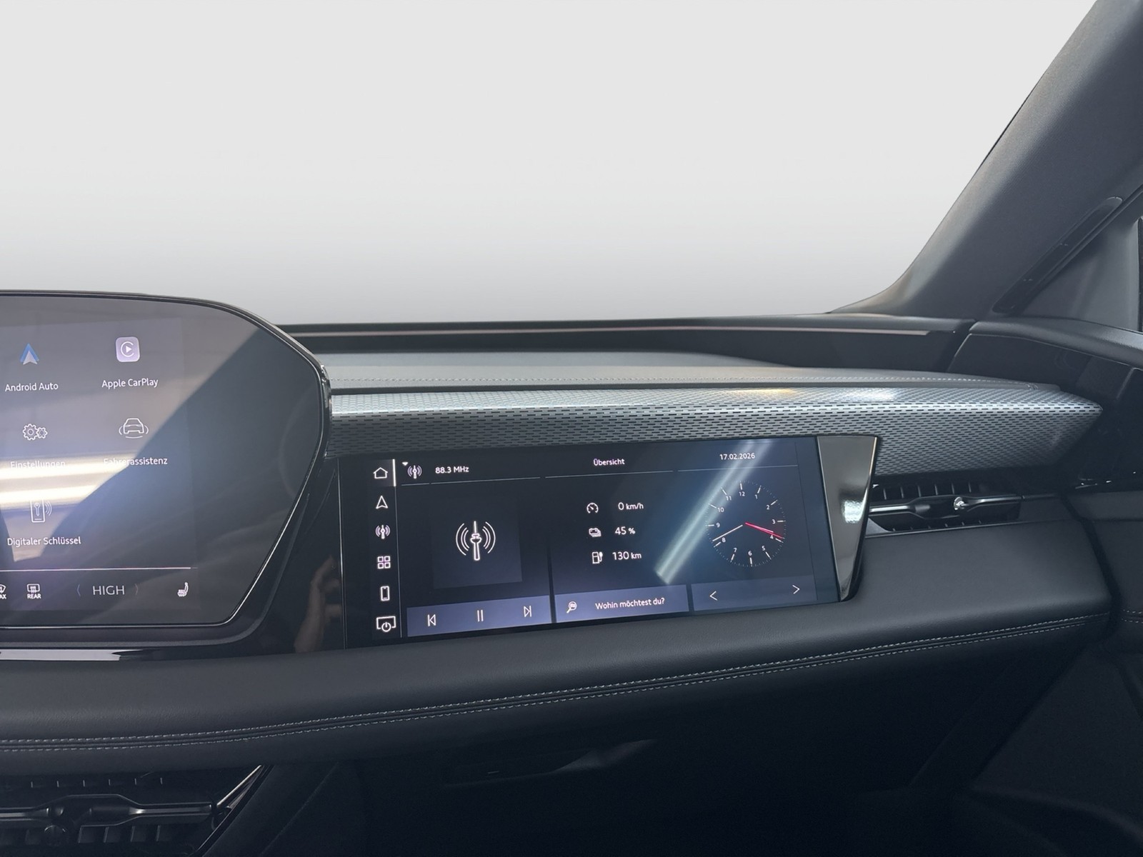 Audi A6 e-tron Avant S LINE TECHPRO PANO ACC CAM 20"