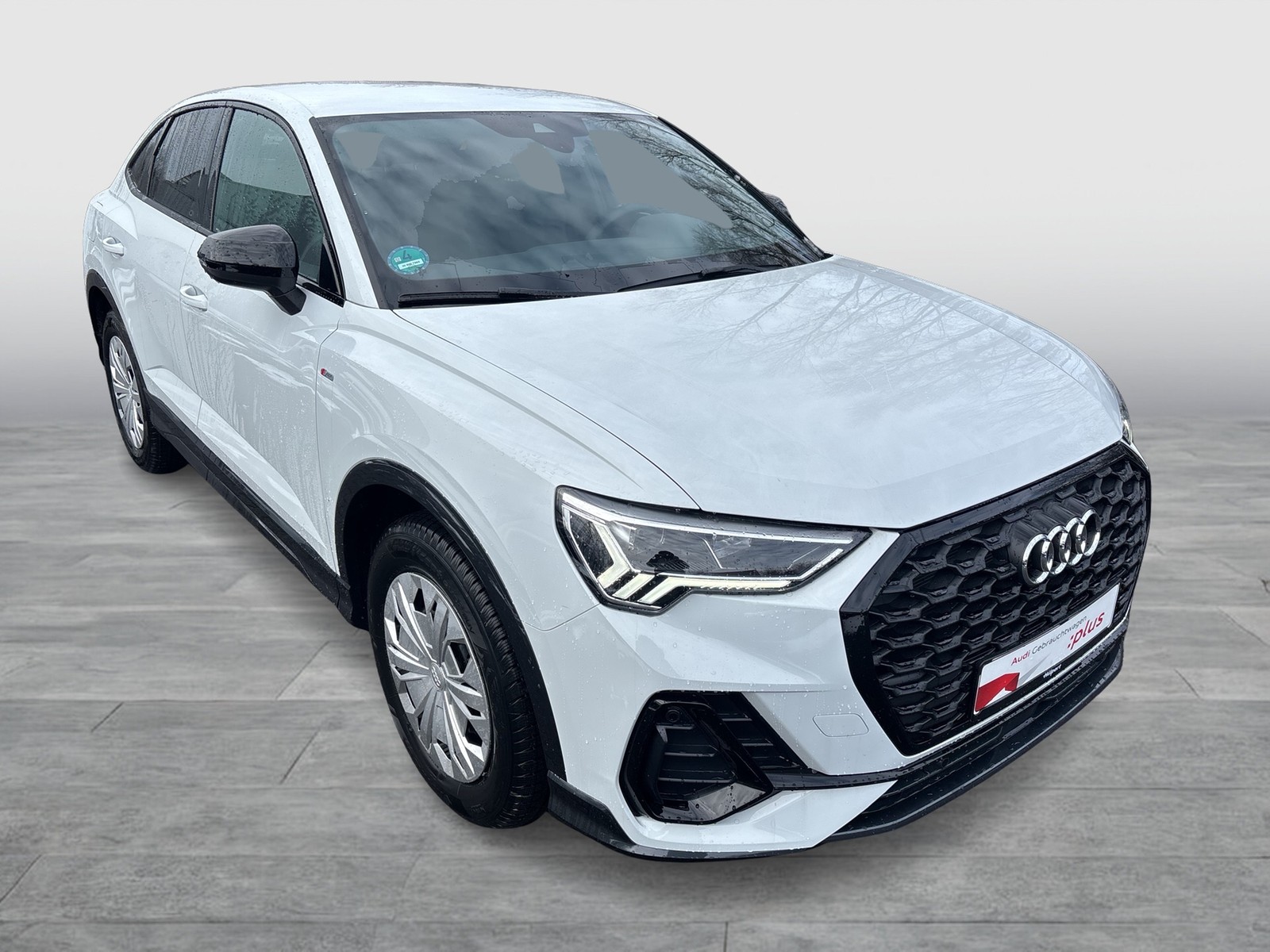 Audi Q3 Sportback 35 S LINE AHK ACC LM19 EKLAPPE NAVI+