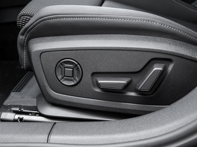 Audi A3 Sportback 35 S LINE BLACKPAK B&O ALU19 NAVI+