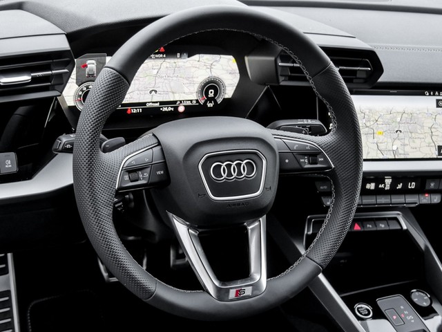 Audi A3 Sportback 35 S LINE BLACKPAK B&O ALU19 NAVI+