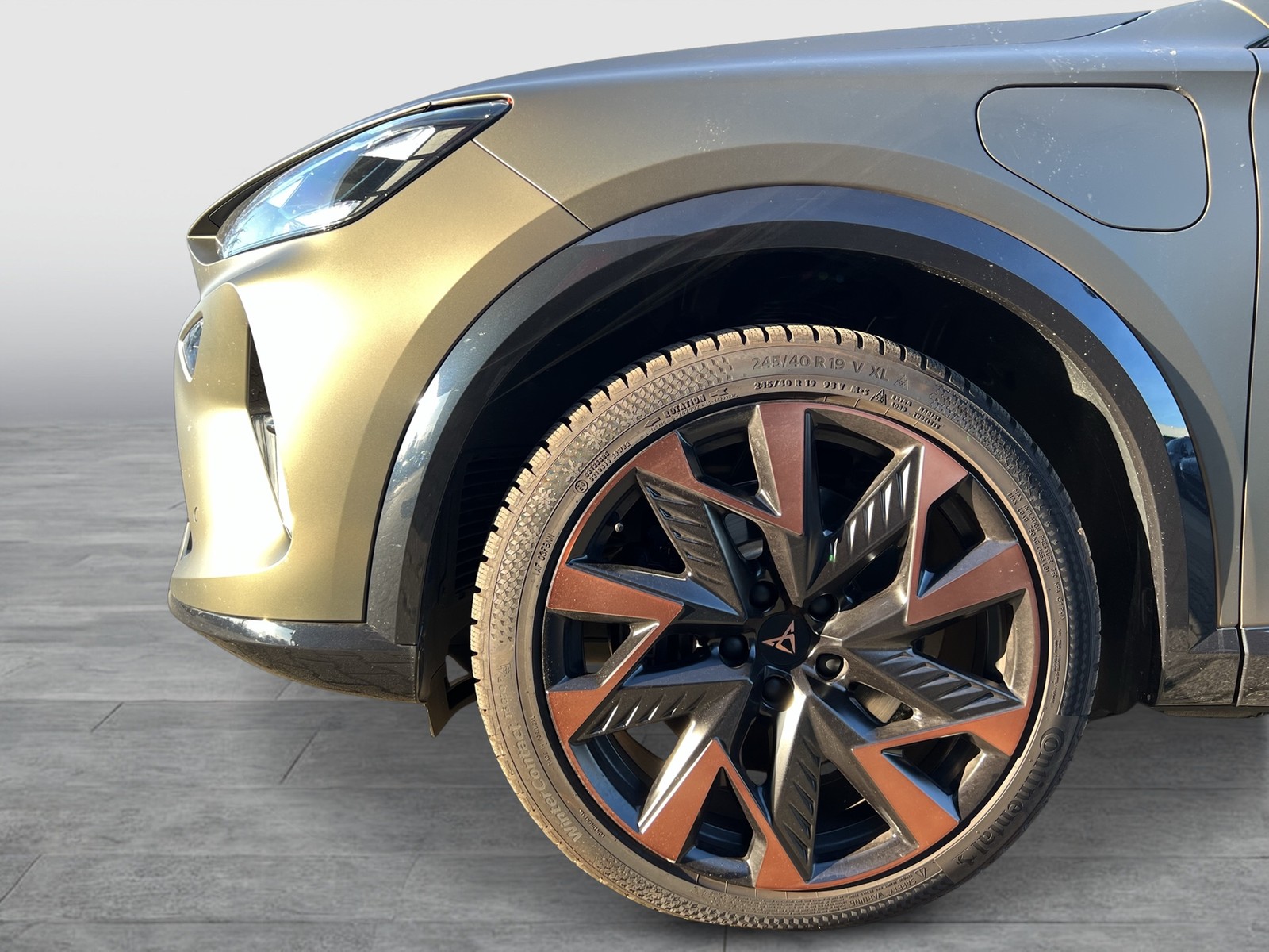 Cupra Formentor 1.5 HYBRID VZ NEUES MODELL SENNHEISER CAM LM19