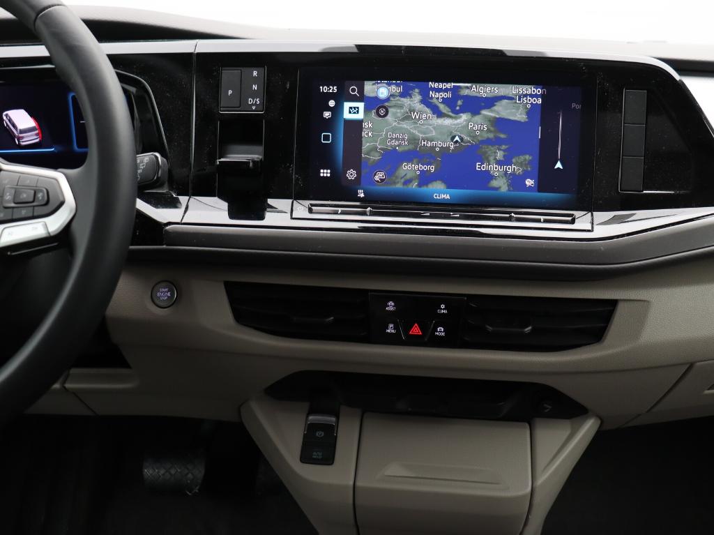 Volkswagen T7 Multivan eHybrid KÜ 4x4 Navi Pano Matrix AHK