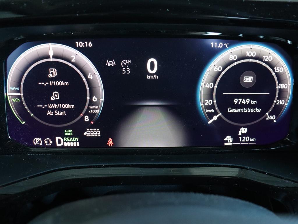 Volkswagen T7 Multivan eHybrid KÜ 4x4 Navi Pano Matrix AHK