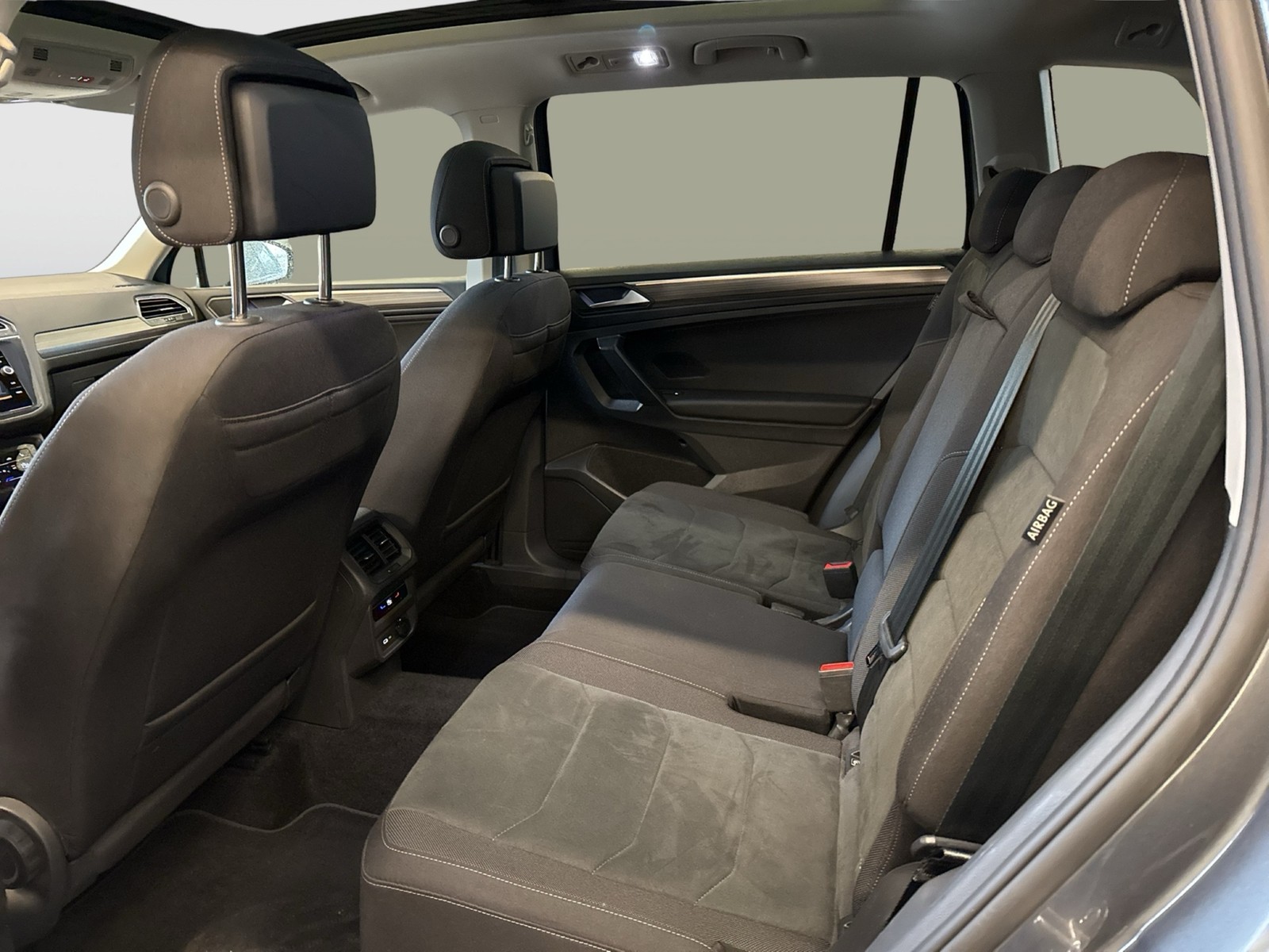 Volkswagen Tiguan Allspace 2.0 ELEGANCE 4X4 PANO AHK 360CAM