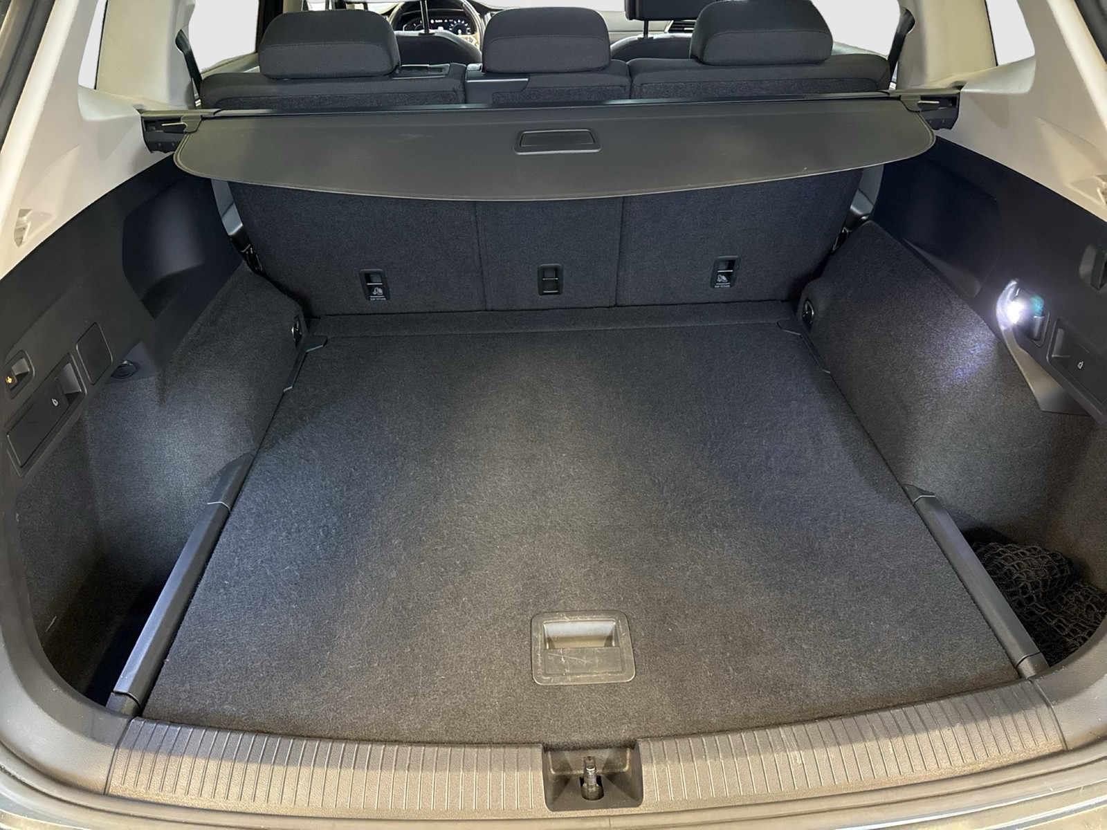 Volkswagen Tiguan Allspace 2.0 ELEGANCE 4X4 PANO AHK 360CAM