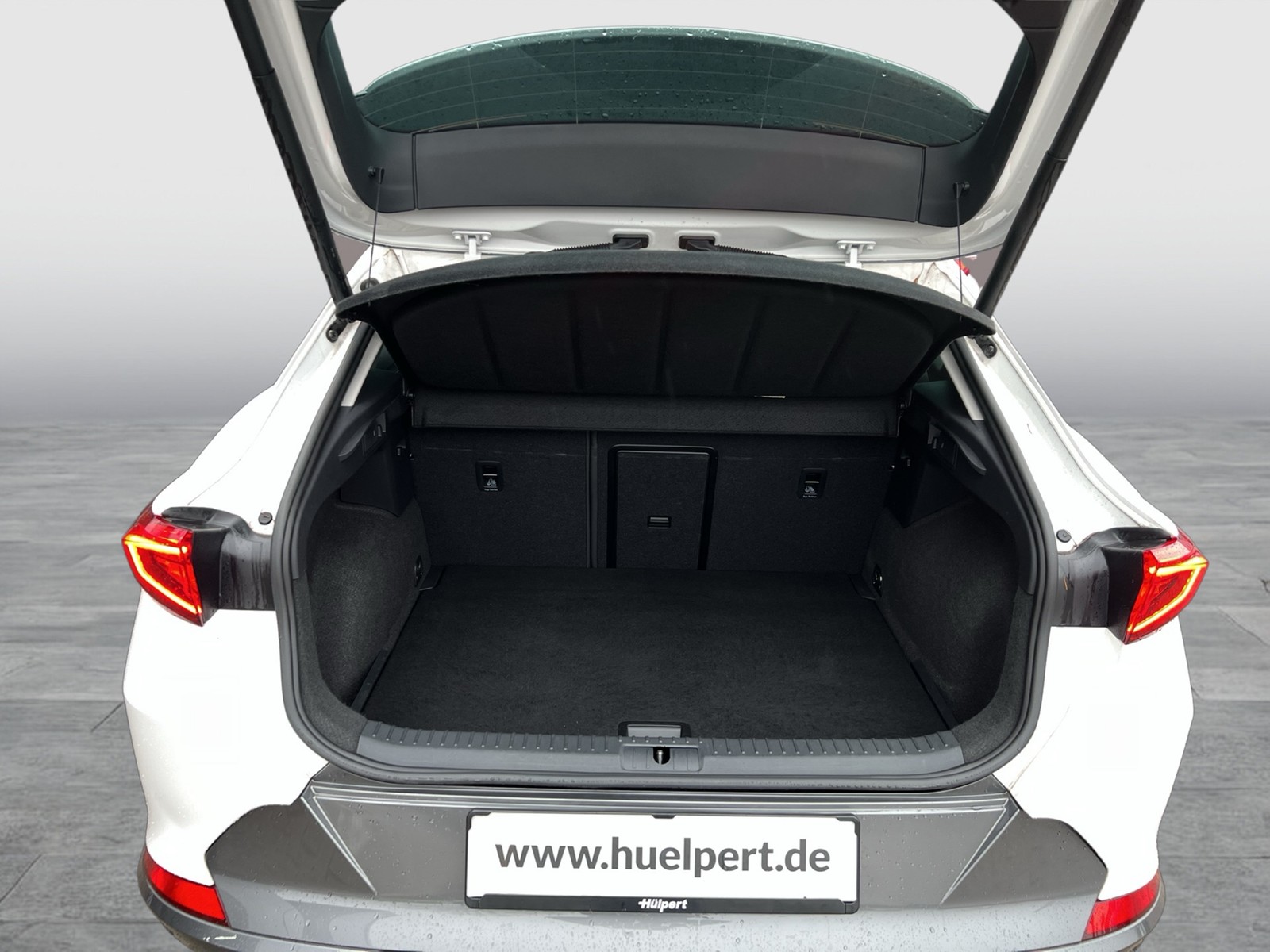 Cupra Formentor 1.5 LM18 E-KLAPPE EINPARKHILFE LED DAB