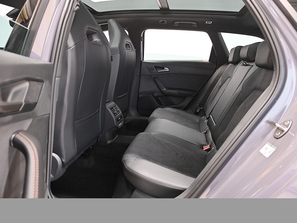 Cupra Leon ST eHYBRID VZ BLACK EDITION PANO MATRIXLED