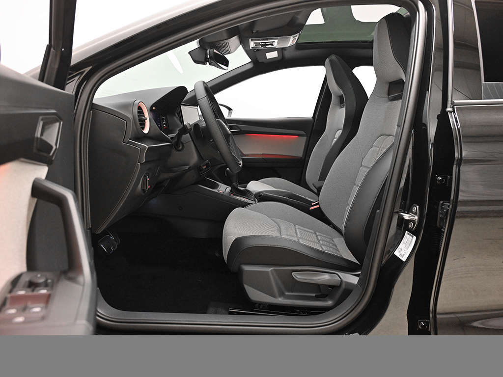 Seat Ibiza 1.0 FR BLACK EDITION DSG PANO KEYLESS NAVI