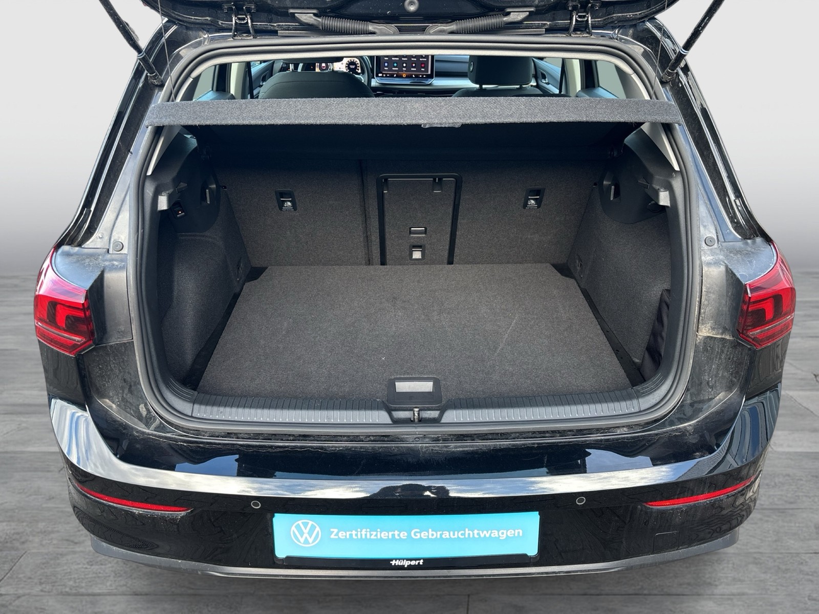 Volkswagen Golf VIII 1.5 LIFE FACELIFT AHK ACC NAVI CARPLAY