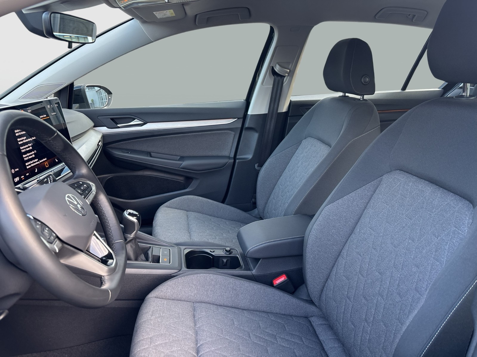 Volkswagen Golf VIII 1.5 LIFE FACELIFT AHK ACC NAVI CARPLAY