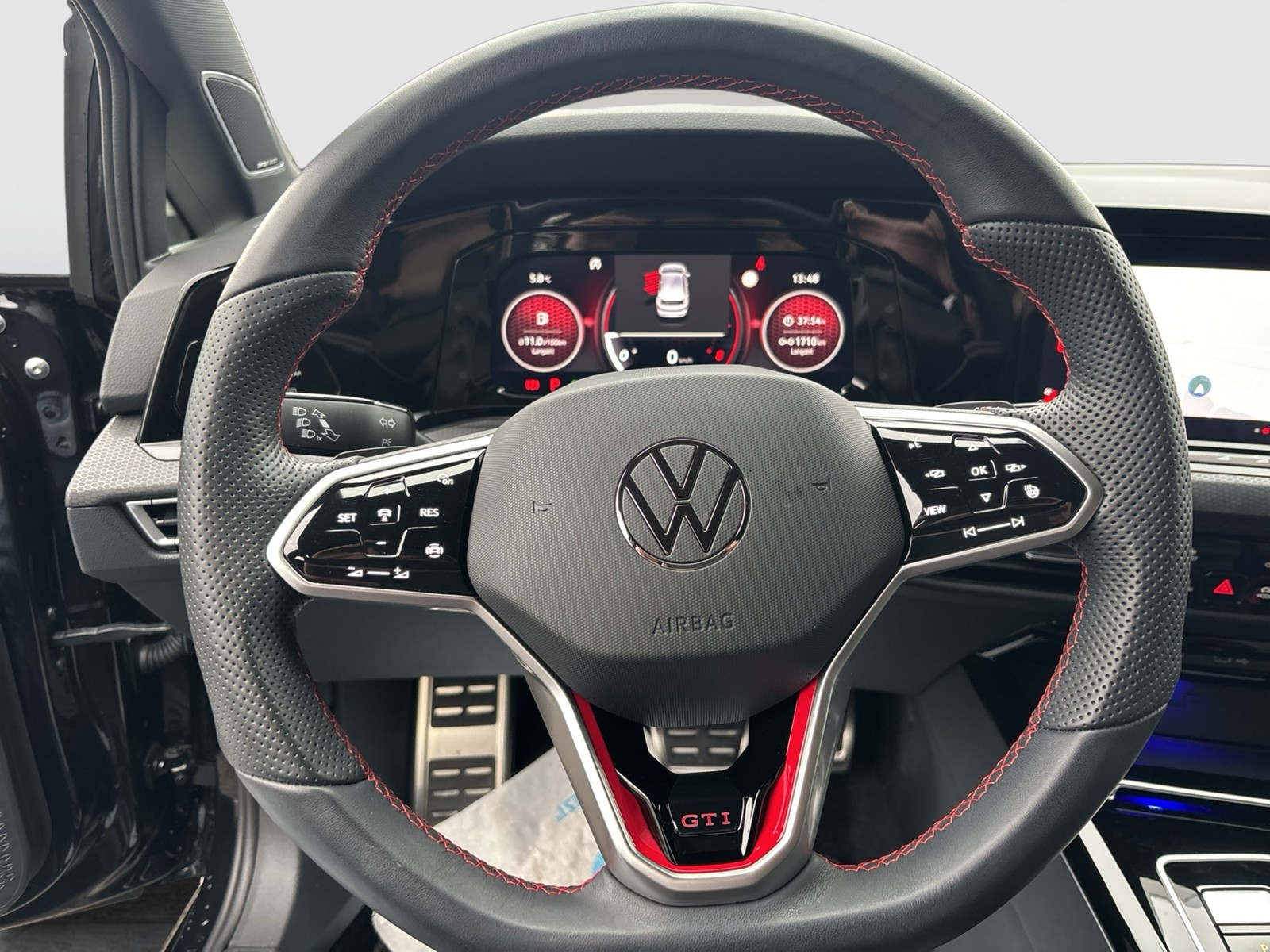 Volkswagen Golf VIII 2.0 GTI LEDER ALU19" MATRIX H.KARDON