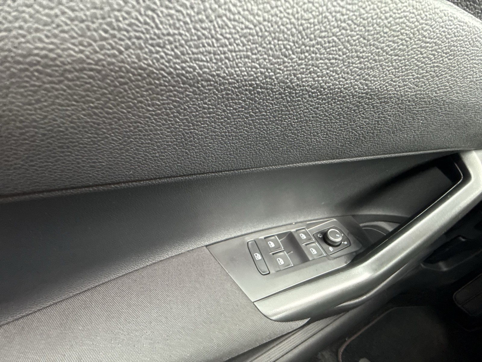 Volkswagen Polo 2.0 GTI LM17 NAVI SPORTFAHRWERK CARPLAY