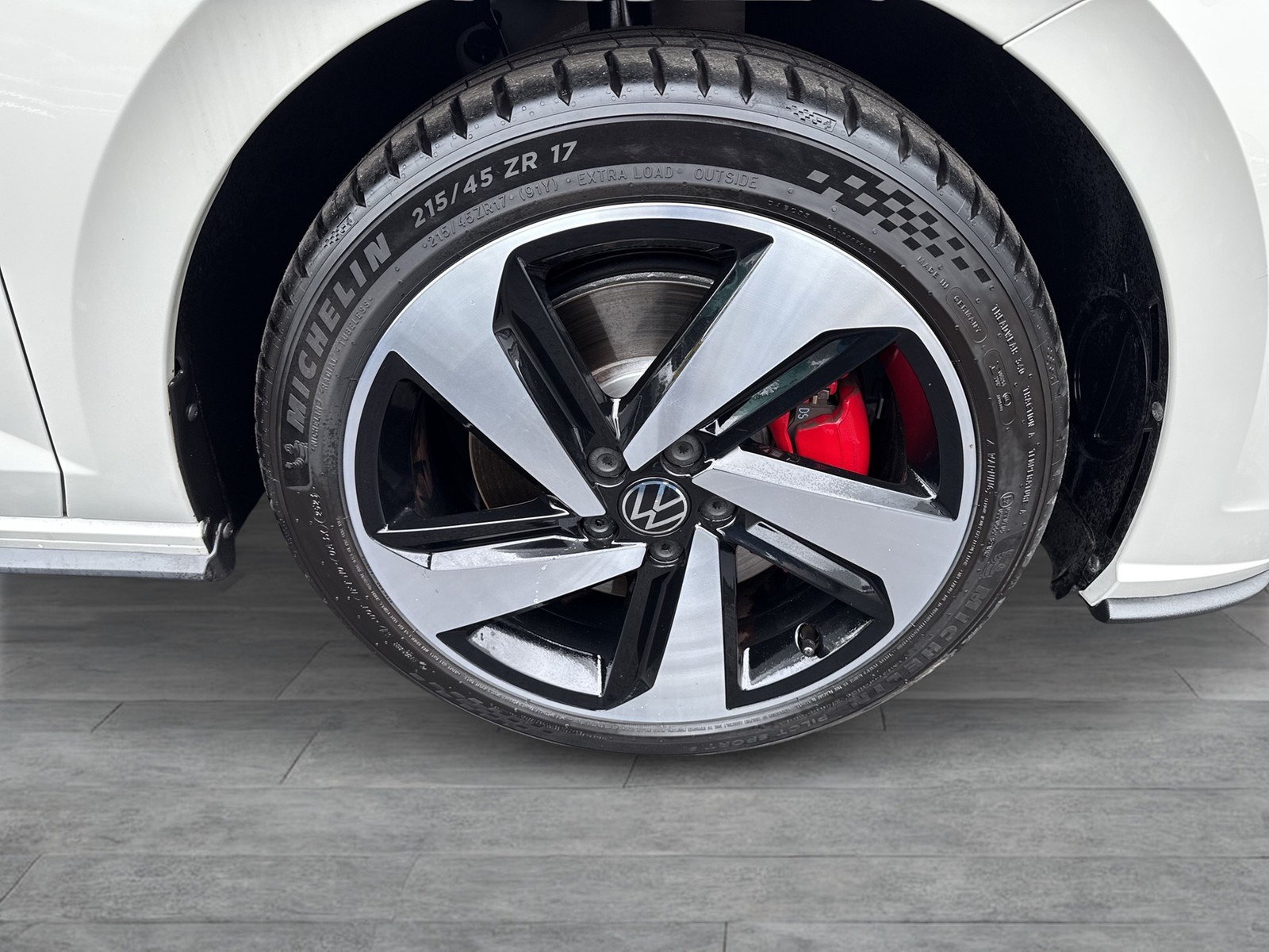 Volkswagen Polo 2.0 GTI LM17 NAVI SPORTFAHRWERK CARPLAY